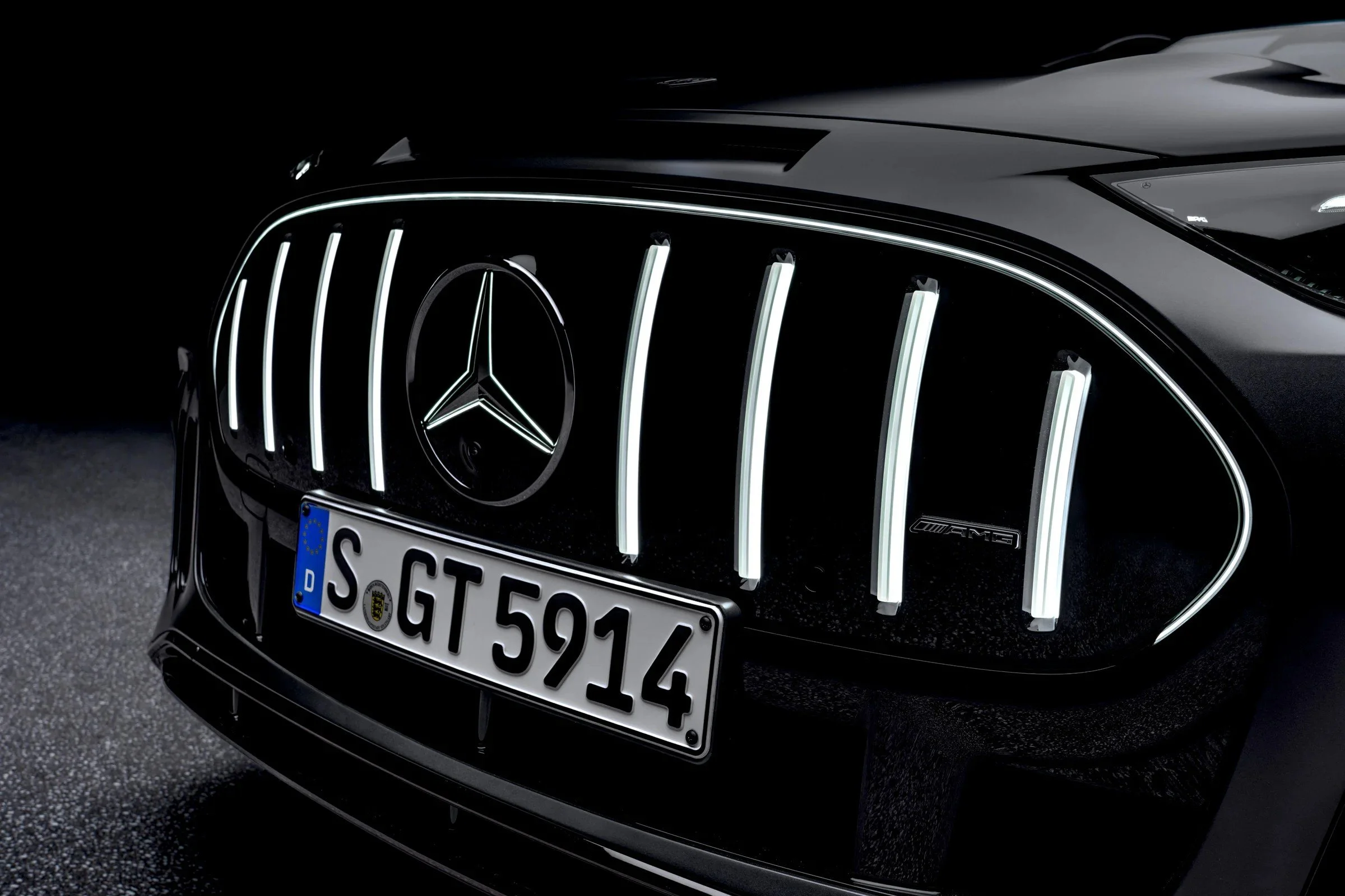 mercedes-amg-gt-affalterbach-suv-2026-detal-09.jpg