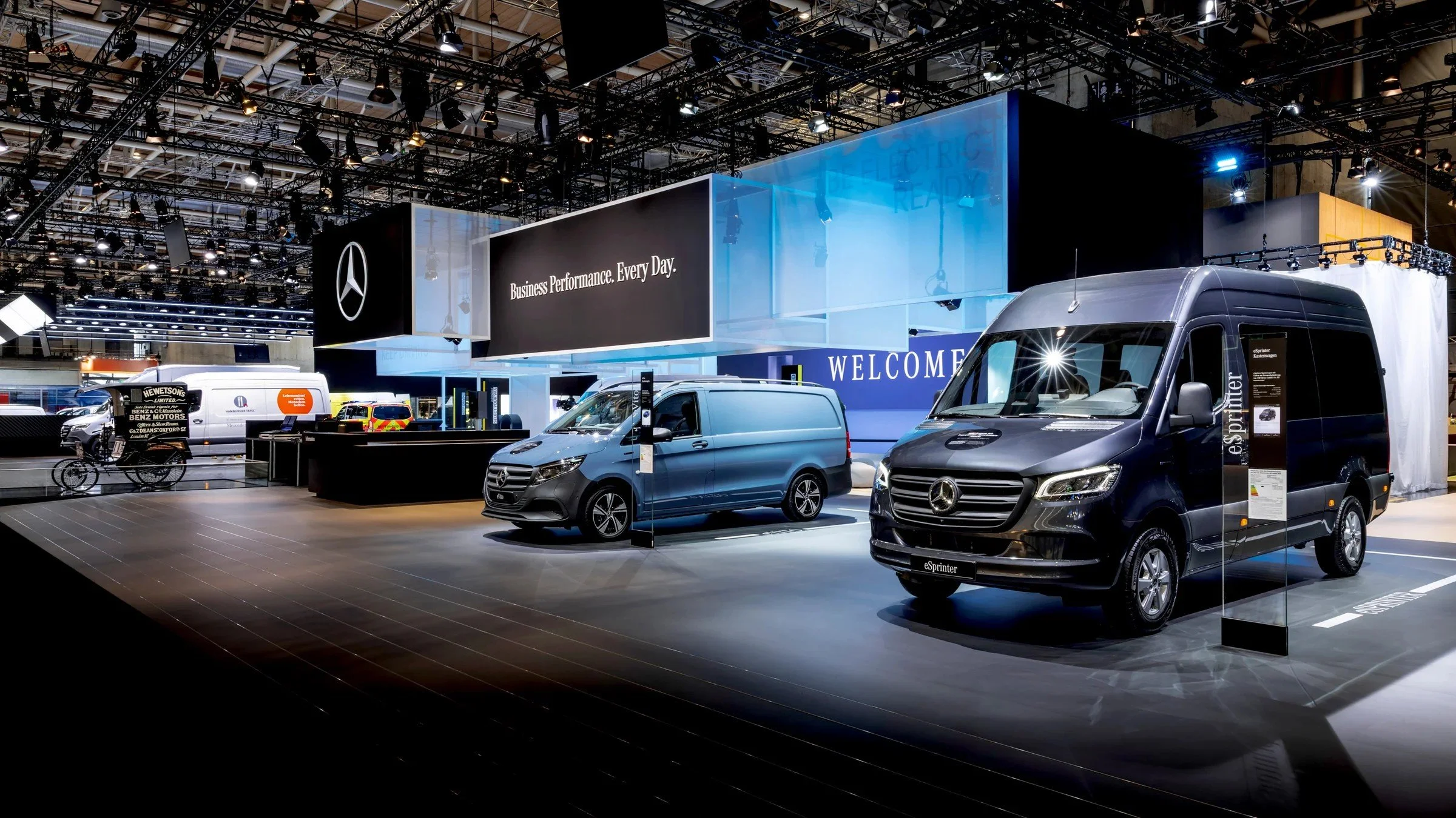 mercedes-benz-esprinter-widok-z-przodu-01.jpg