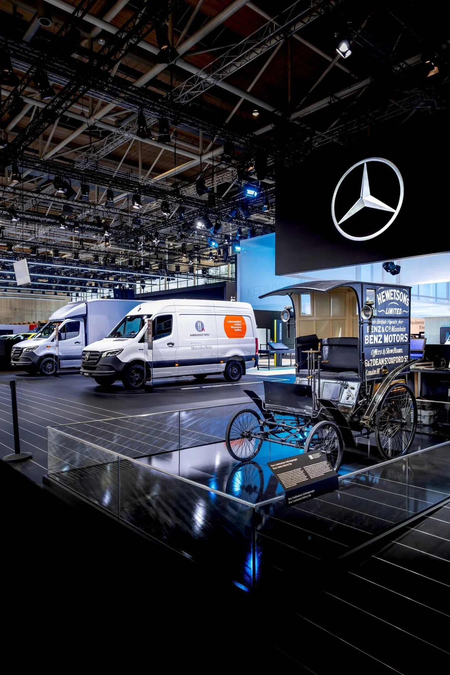 mercedes-benz-esprinter-widok-z-przodu-03.jpg
