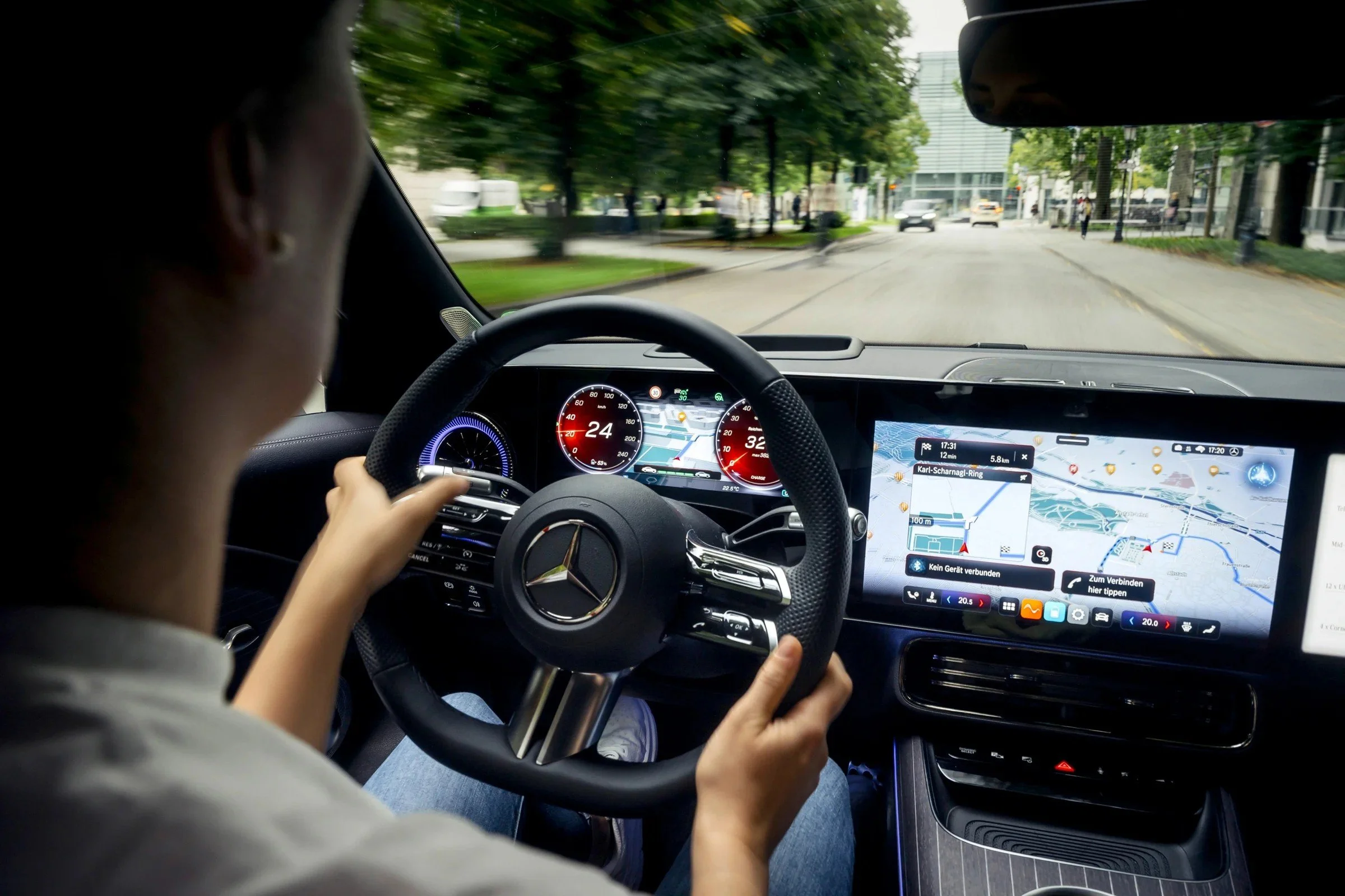 mercedes-benz-wnetrze-05.jpg