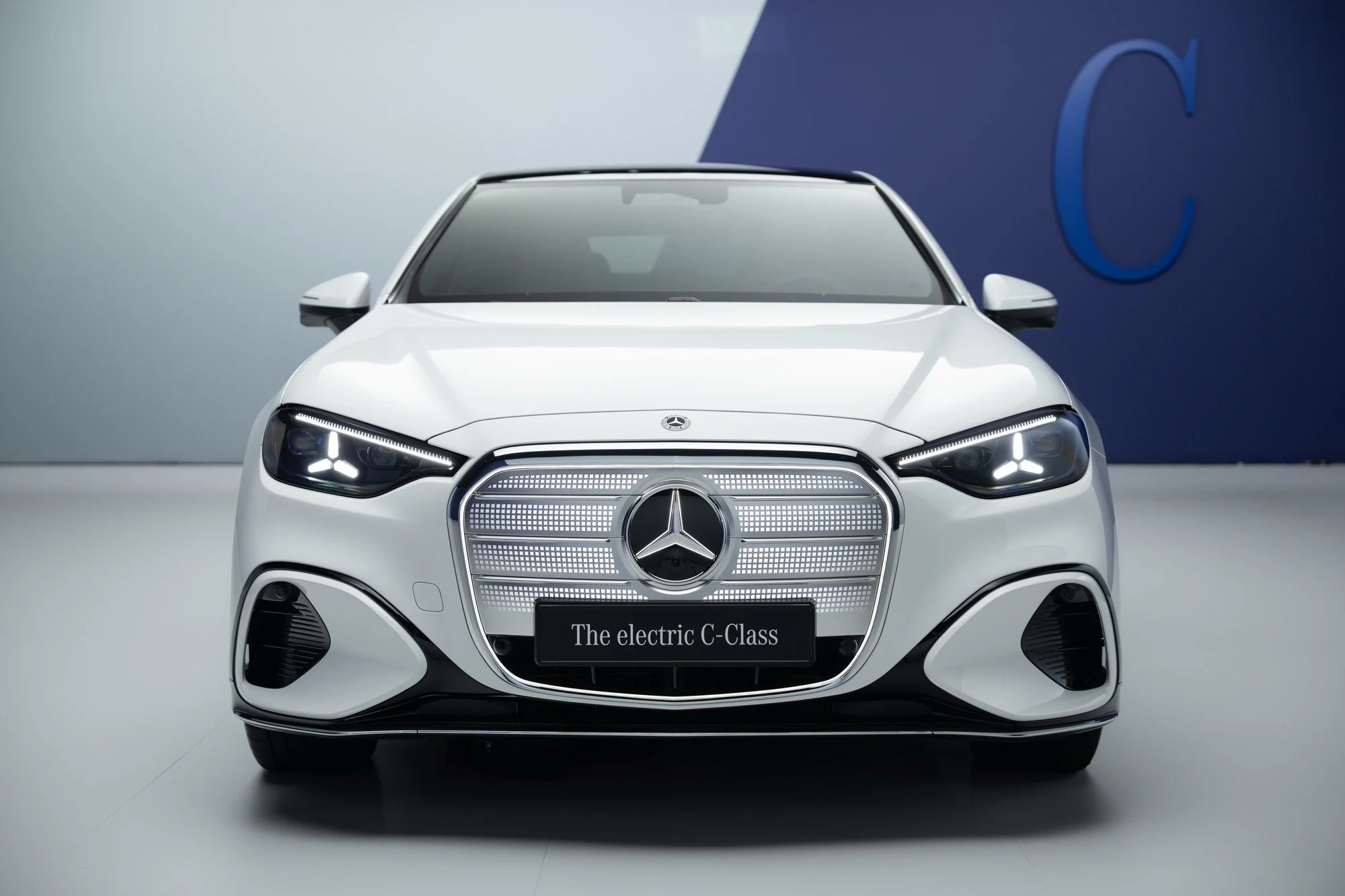 mercedes-klasa-c-elektryczna-2026-mercedes-garcarek-kalisz-konin.38.jpeg
