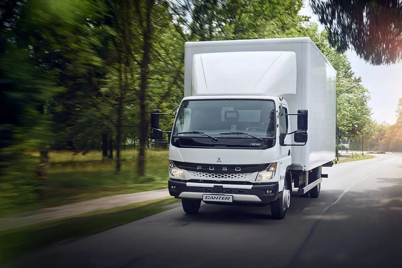 fuso z zabudową dla transportu spożywczego