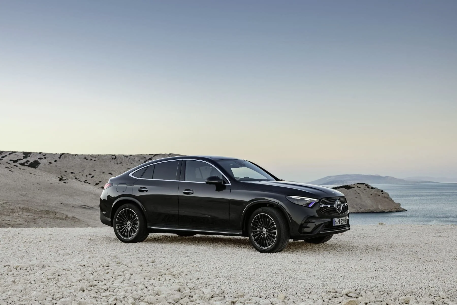 GLC Coupe - Mercedes-Benz Garcarek (14).jpg