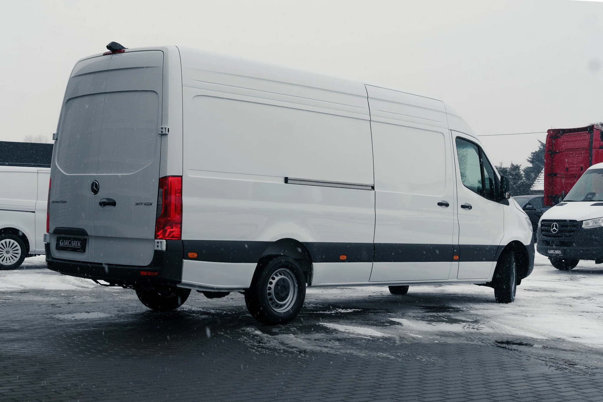 mercedes-sprinter-dlugi-long-wyprzedaz-rocznika-2025-mercedes-garcarek.11.jpg