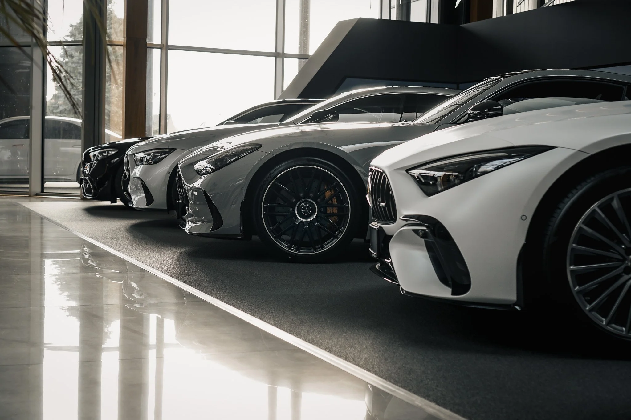 Jakie są różnice między Mercedesem A 200, A 180 i A 250?