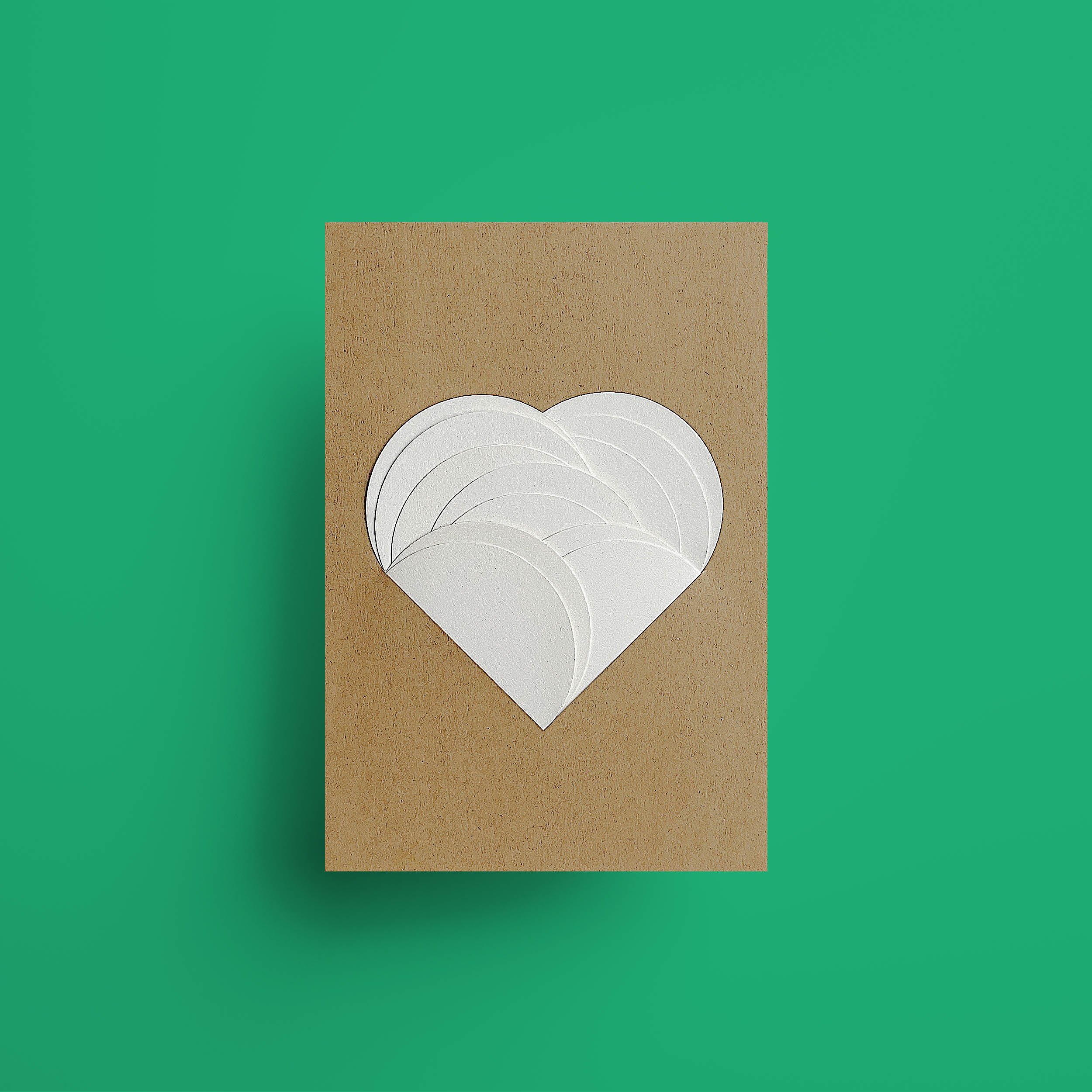 Mockup carte face_COEUR_B_Fond Kraft_2.jpeg