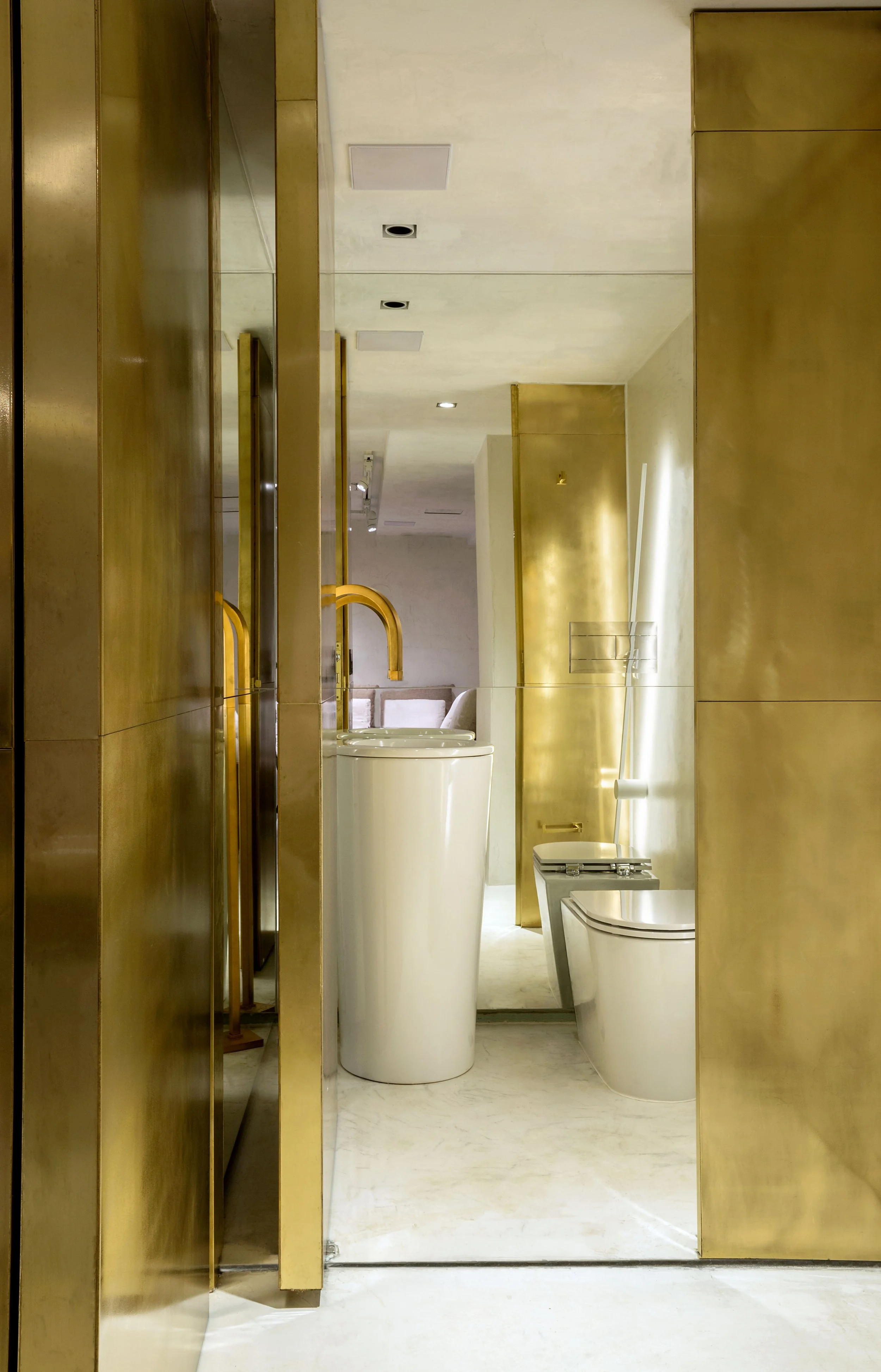 projeto-interiores-comercial-clinica-odontologica-lor-lorena-leao-brasilia-umaum-arquitetura-design-latao-dourado-9.jpg