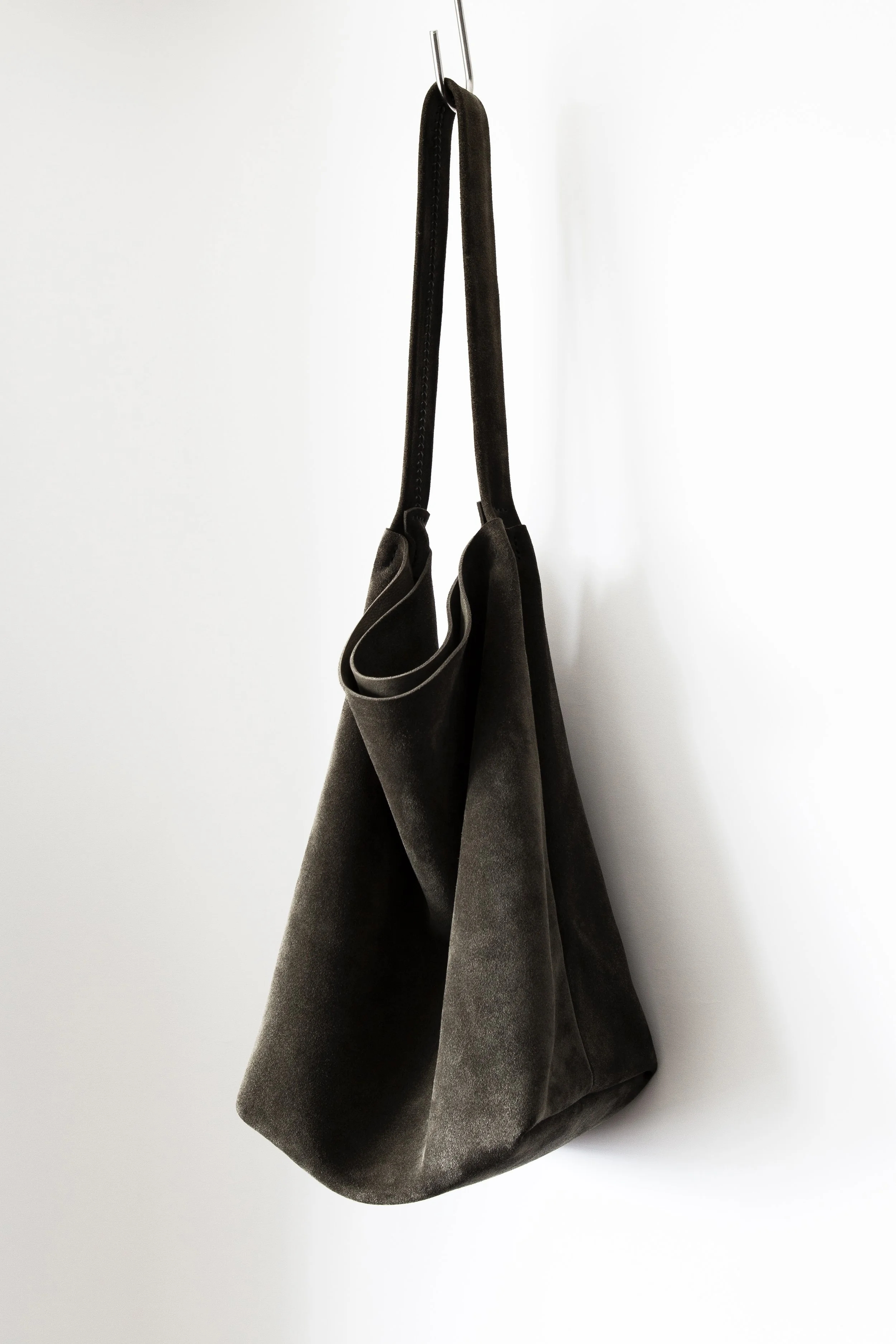 BOX IN GREEN SLOUCHY FULL GRAIN SUEDE