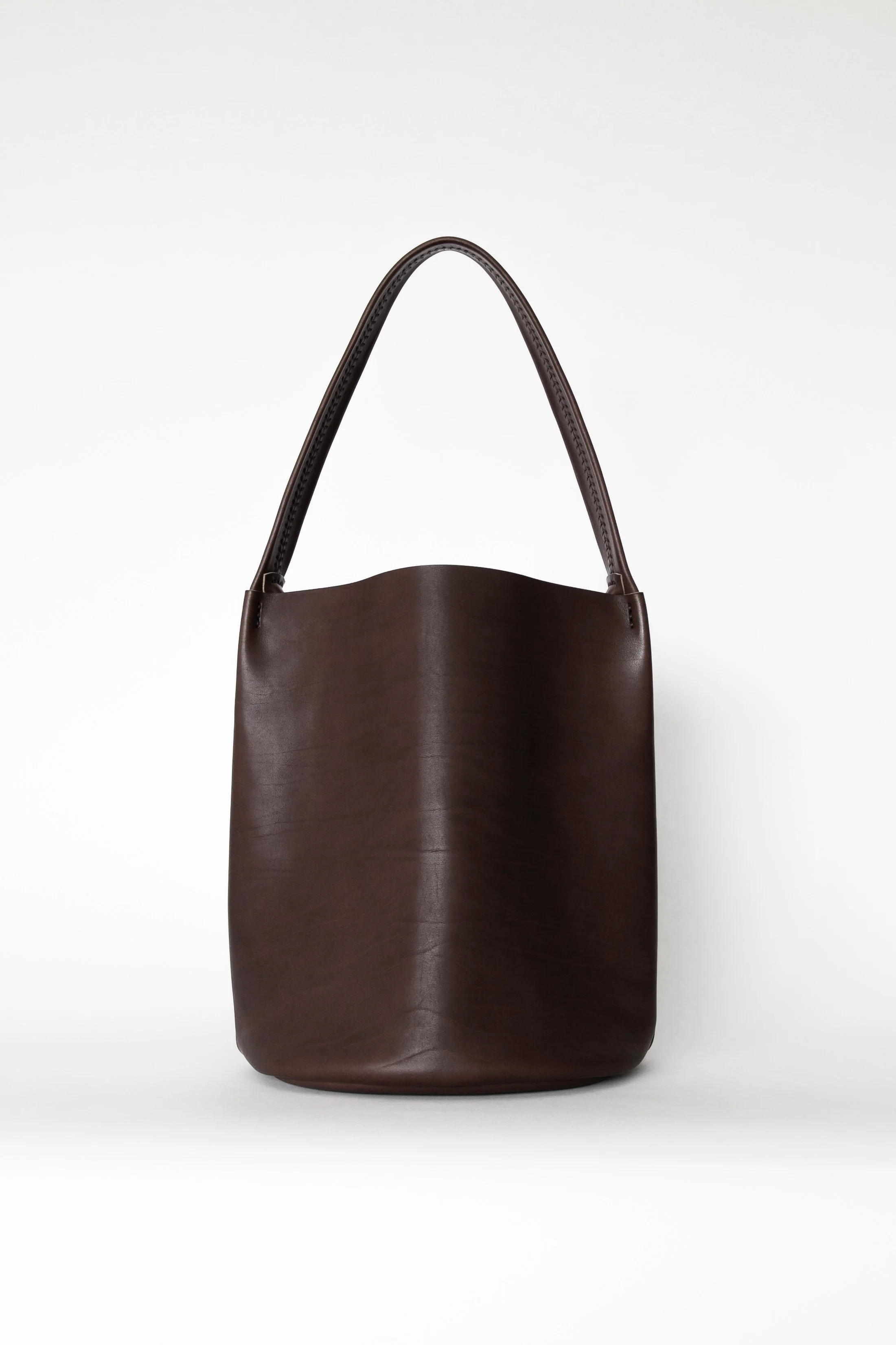 BUCKET BROWN NOVONAPPA 2 3.jpg