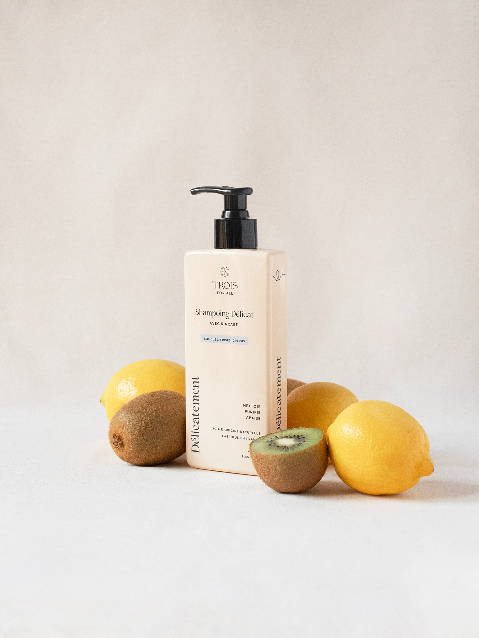 TROIS FOR ALL - SHAMPOING DELICAT - STUDIO NOVEMBRE