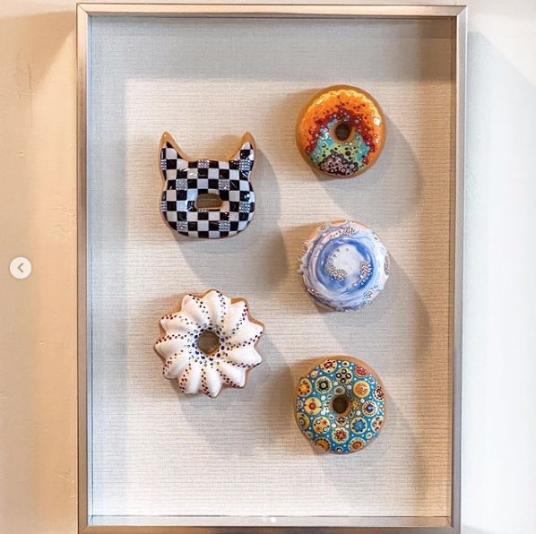 CUSTOM FRAMING