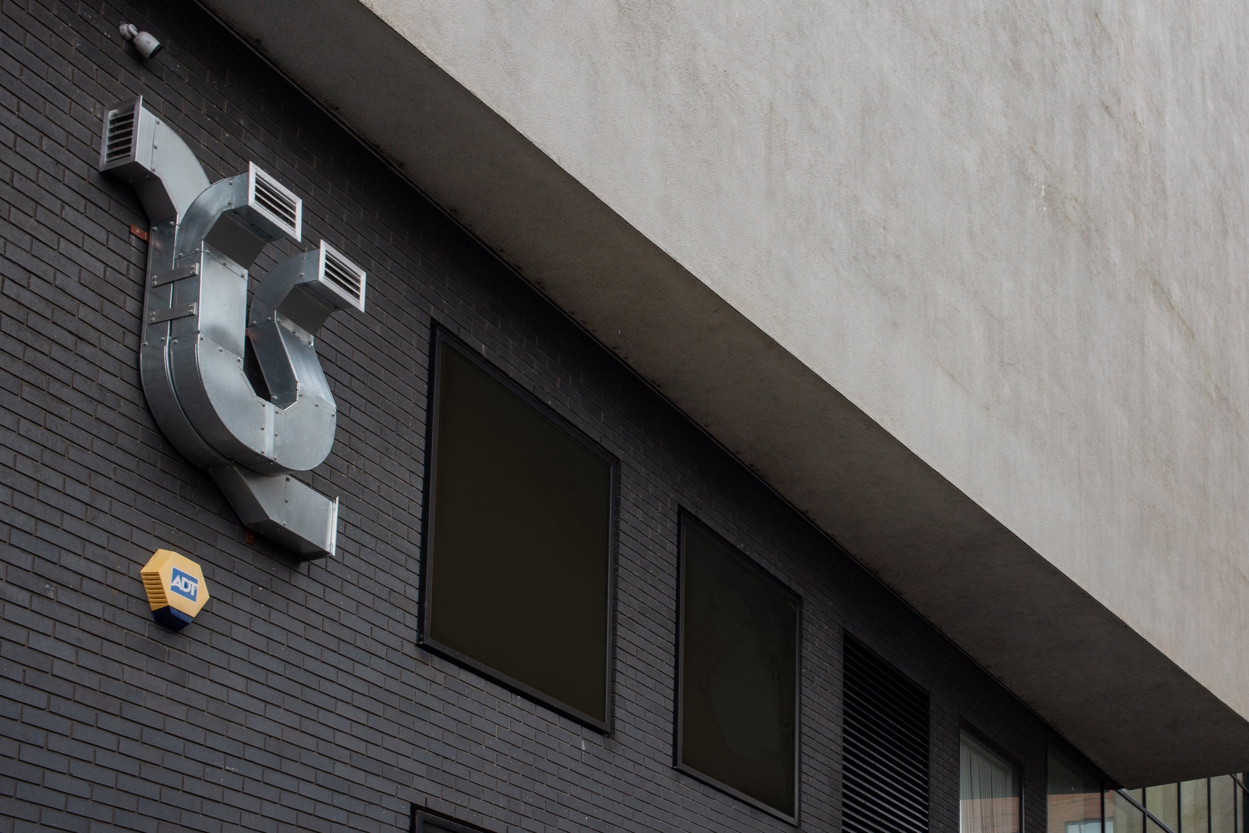 Vents for sparrows, FACT Gallery