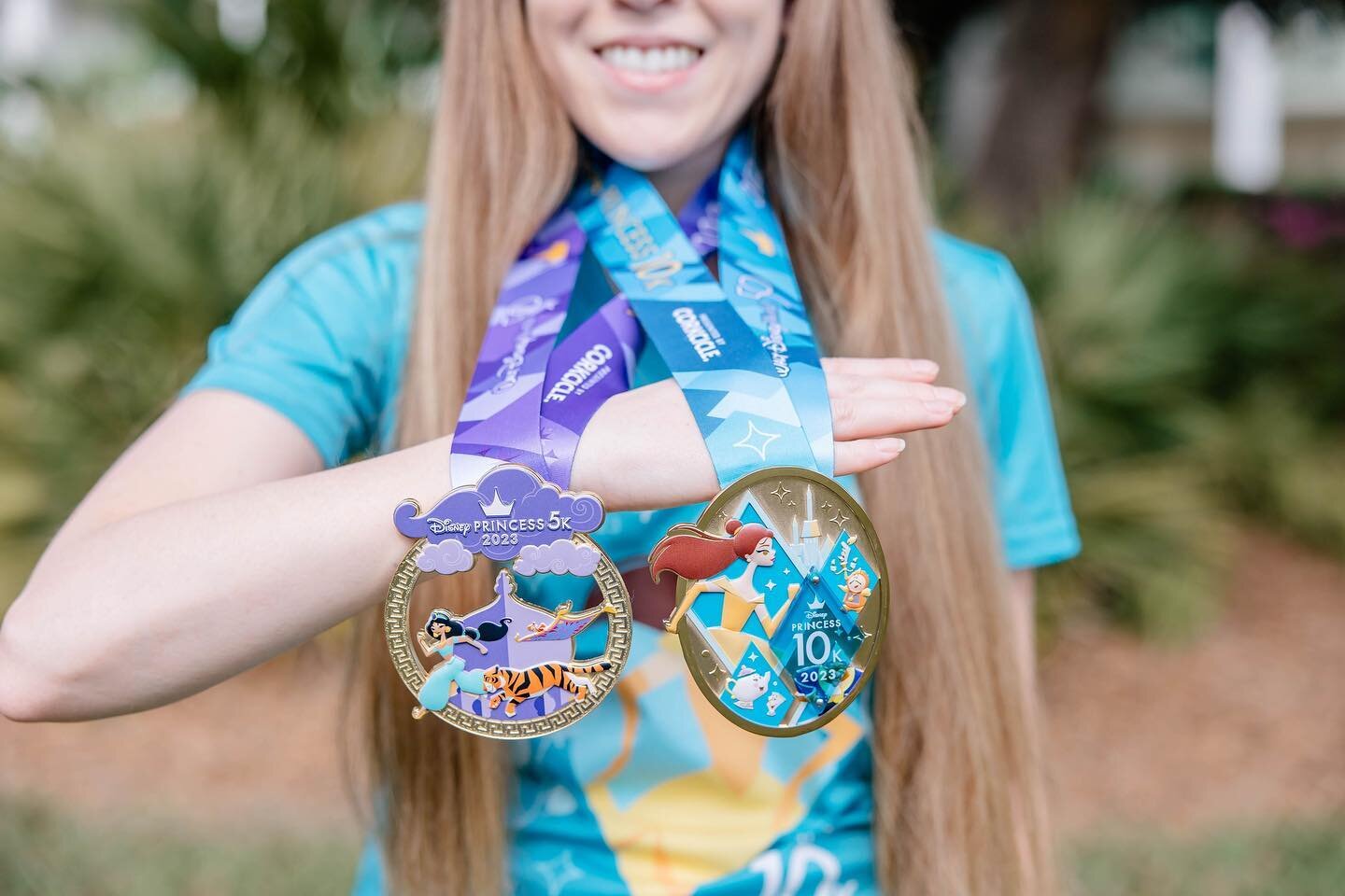 Happy Medal Monday to all the @rundisney Princess racers!
&bull;

#photography #photographer #orlandophotographer #orlandophotography #disneyphotography #disneyphotographer
#celebrationphotographer #winterparkphotographer #windermerephotographer #cen