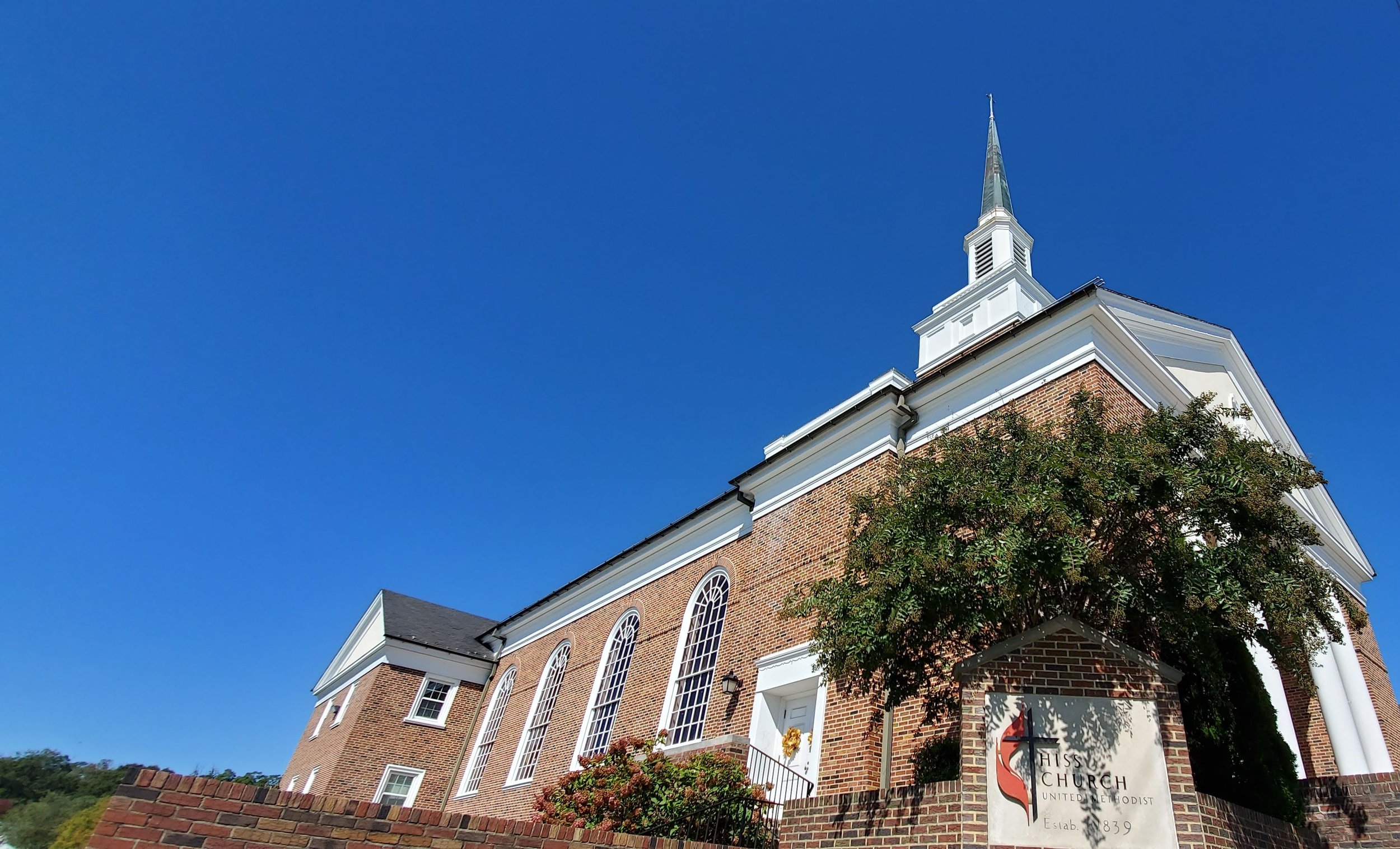 Summer Worship Schedule Begins