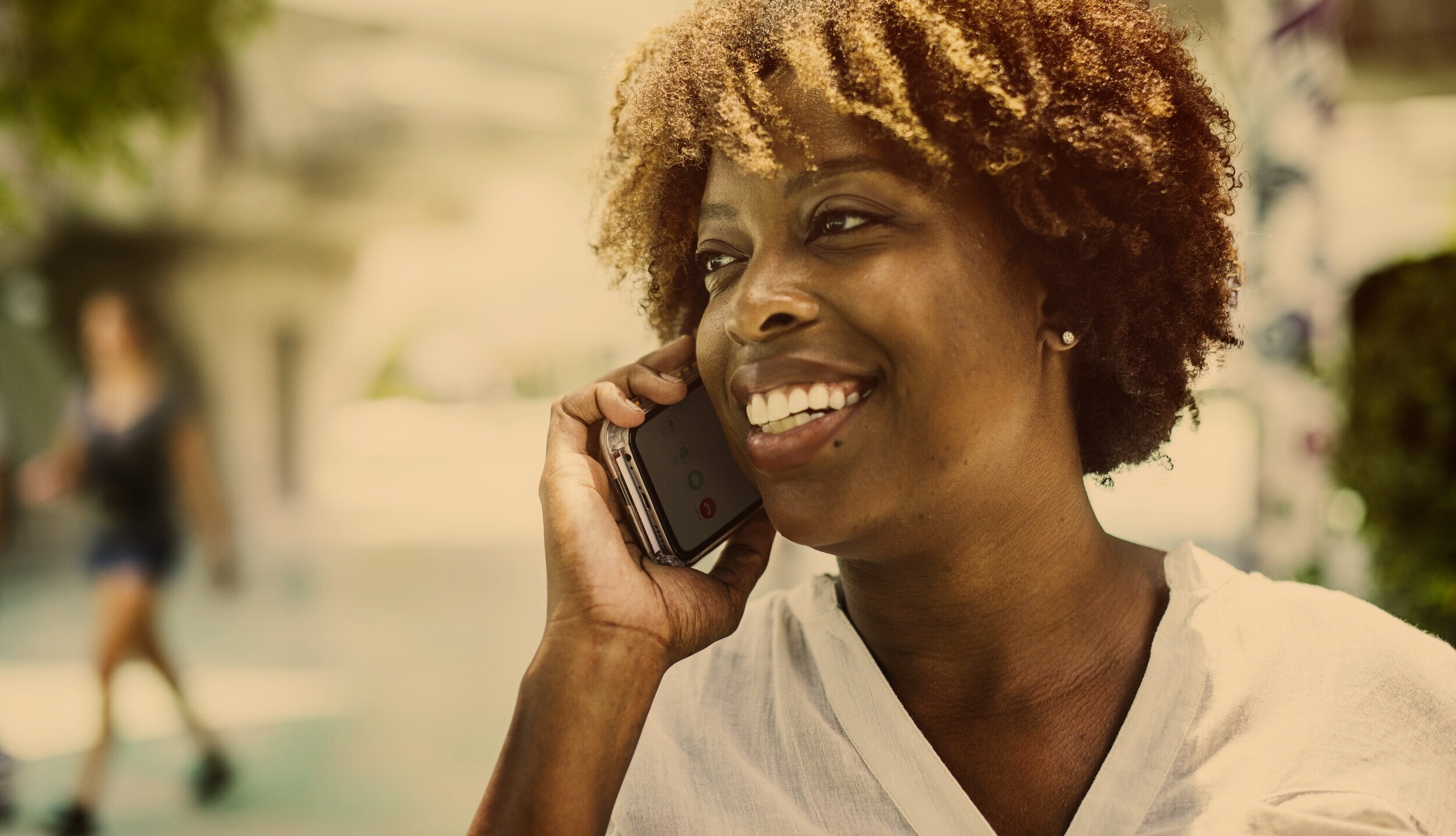 WE'RE READY TO ASSIST YOU.