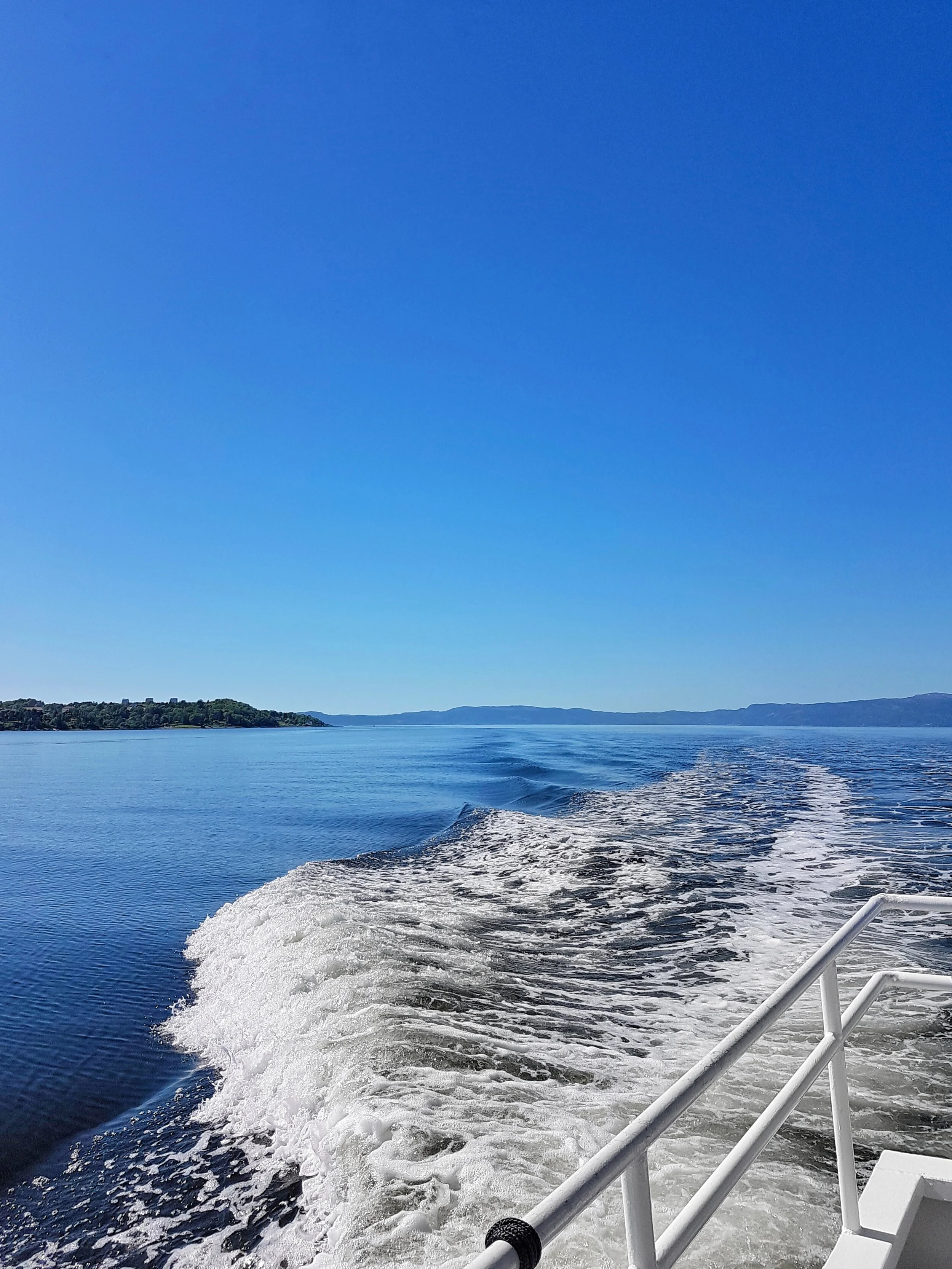 ranja backend fjord calm wave portrait.jpeg
