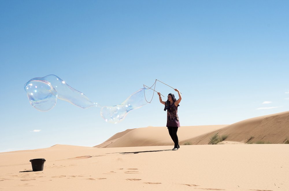 Me doing Soapbubbles for my longterm projects which started in 2010 in the desert of morrocco.jpg