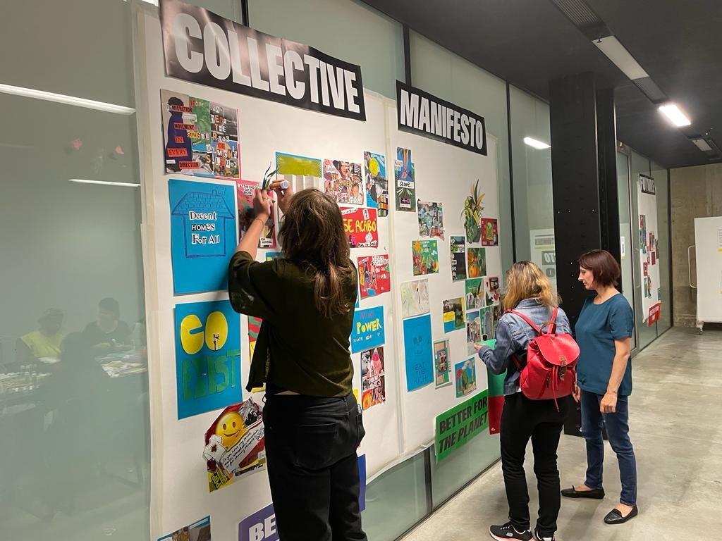  ‘Manifesto for a better future’ workshop at Tate Modern Lates, inspired by the work of artist Rasheed Araeen. The workshop invited participants to contribute to a collective manifesto. 