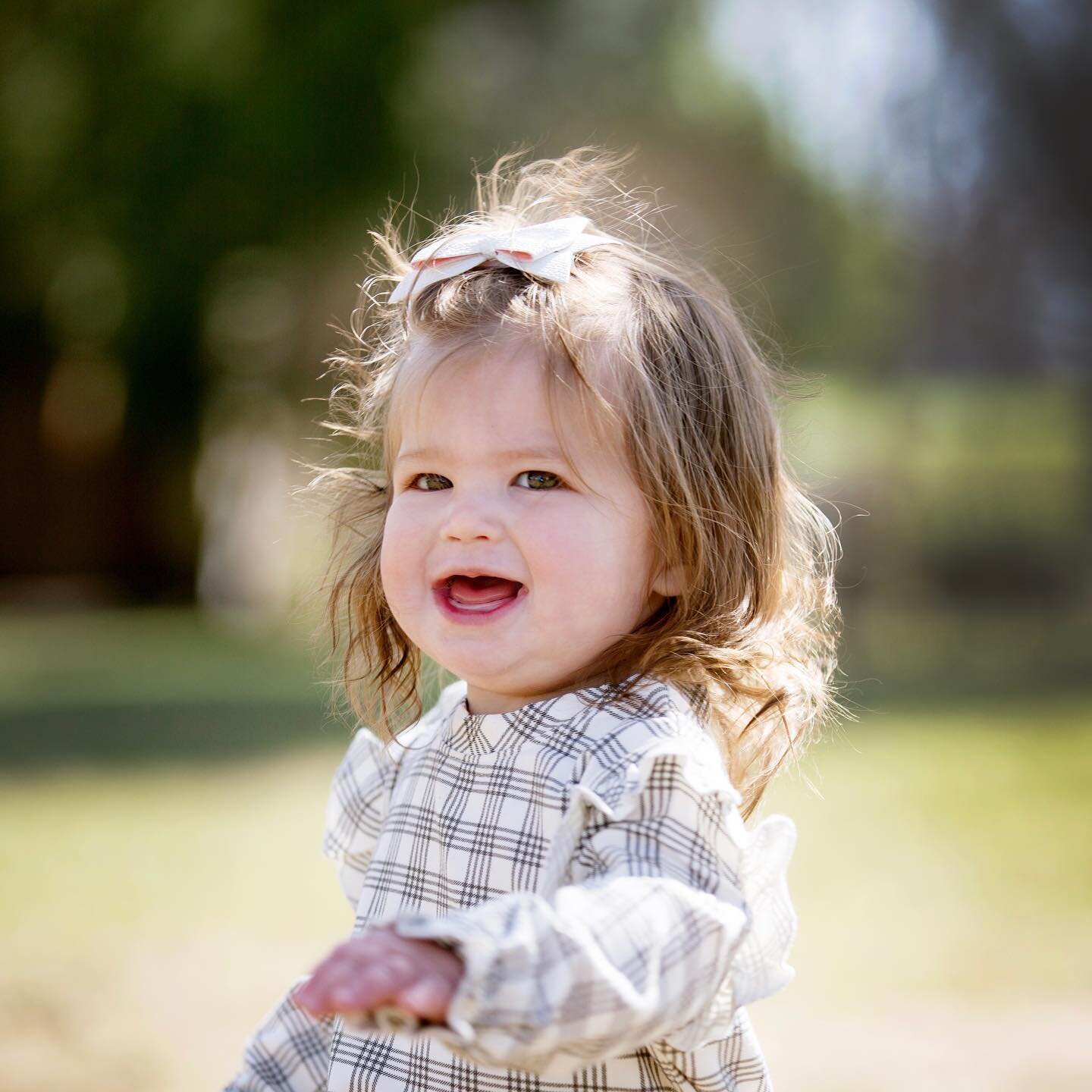 There is something truly magical about family photography ✨ It has the power to freeze time, capturing a moment in your family's history that you will be able to look back on and treasure for years to come ❤️

As a family photographer, I am passionat