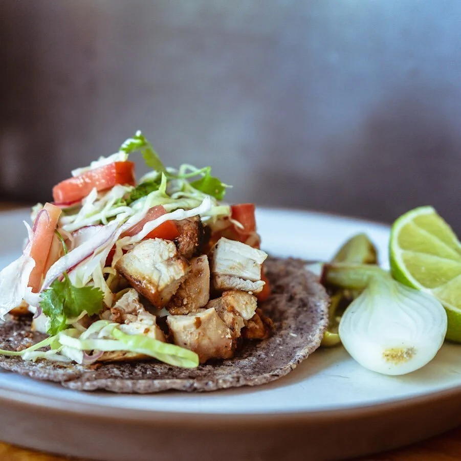 The sun is out and it&rsquo;s taco time 🌞
.
.
.
.
.
#chickentaco #pibil #sfeats #eeeeeats #sffoodie #foodie #sanfrancisco #hayesvalley #hayesvalleyeats #sfrestaurants #mexicanfood #tacos
