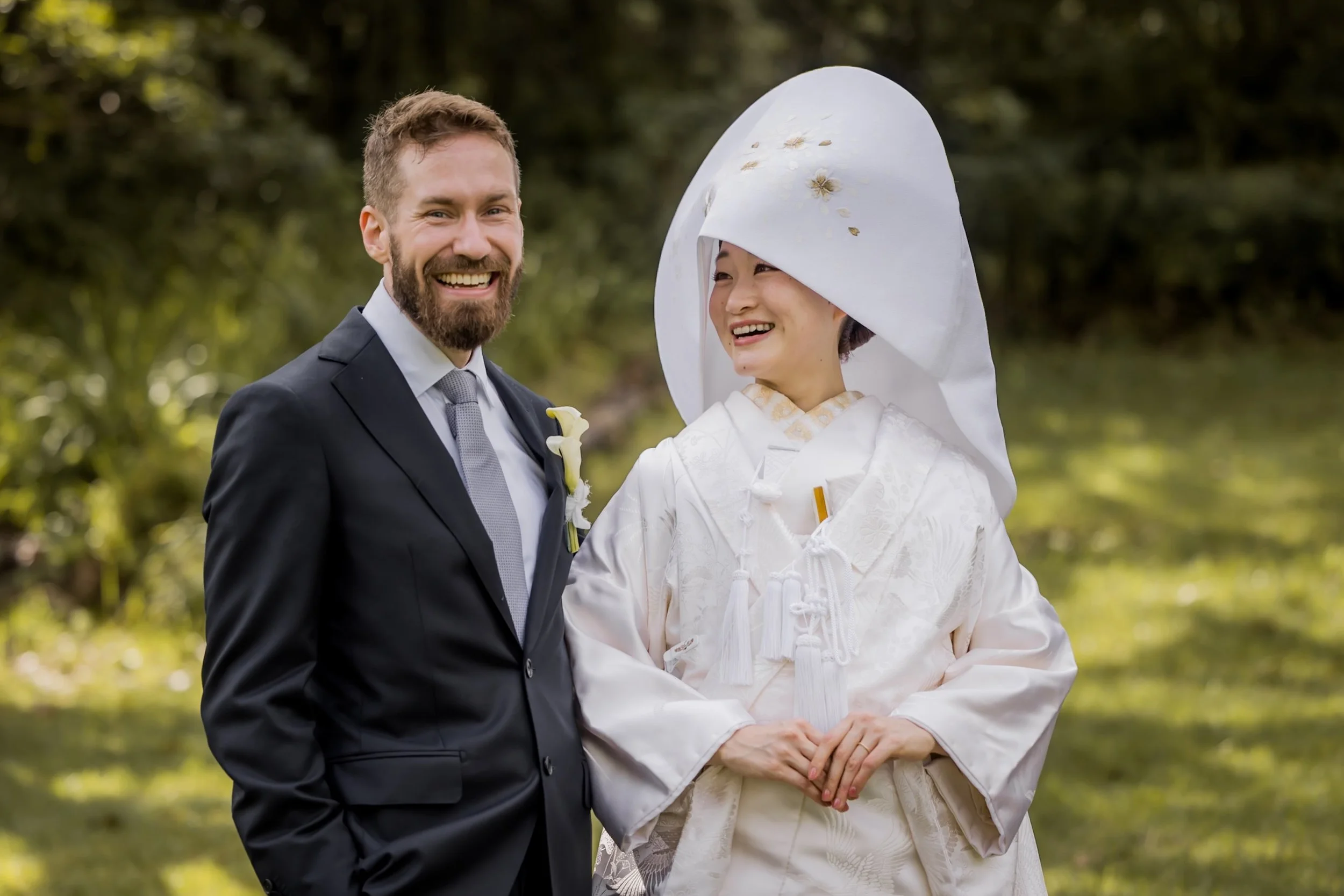 When Japan and Australia come together ❤️🇯🇵🇦🇺

One of our favourite moments from this beautiful wedding at Athol Hall. Seeing a bride wearing a traditional Japanese Shiromuku and Wataboshi against the stunning Sydney backdrop felt like the perfec