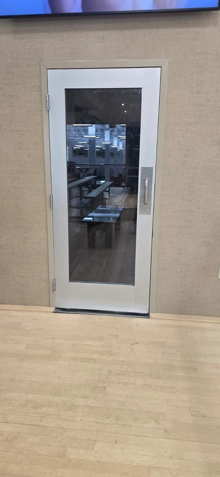 cnc-glass-aluminum-framed-glass-door.jpg