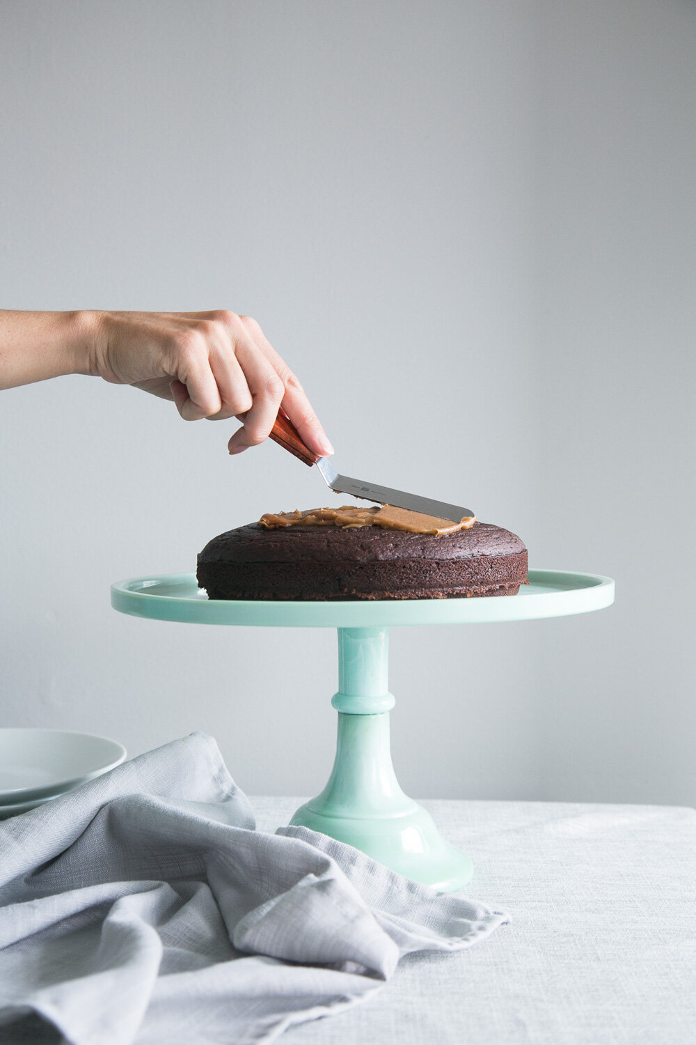 vegan-chocolate-cake-salted-date-caramel-17.jpg