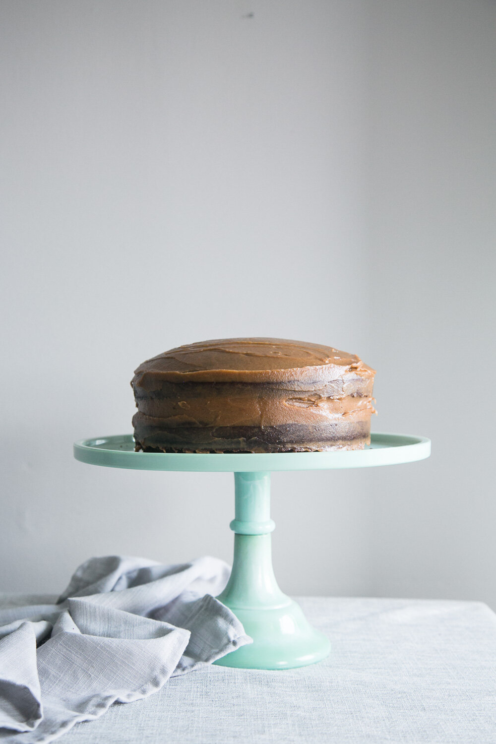 vegan-chocolate-cake-salted-date-caramel-13.jpg