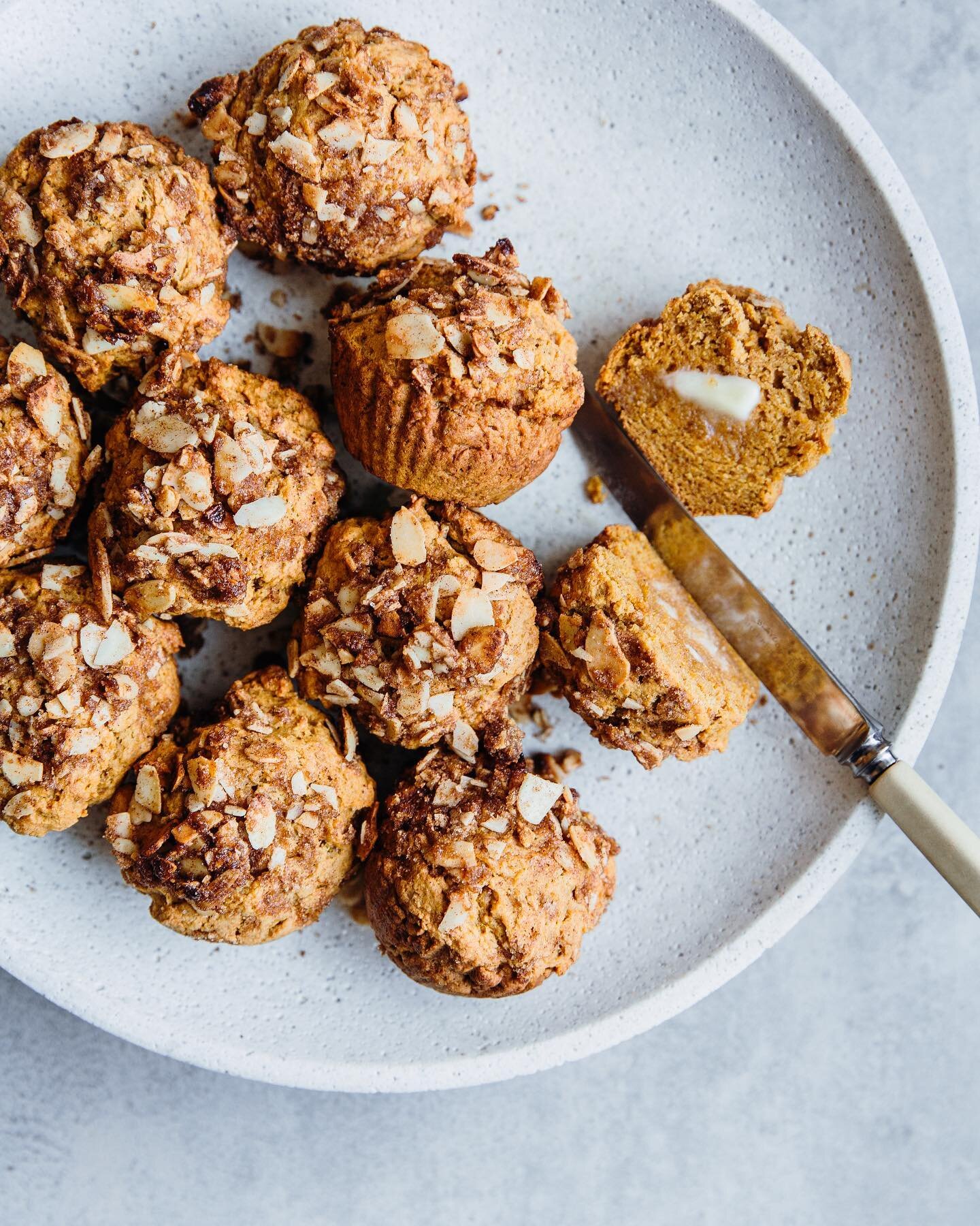 I made the sweet potato muffins from&nbsp;@thefirstmess, and they&rsquo;re so good.💯

I like to steam my sweet potatoes instead of roasting them when I need to make puree, so it comes together a bit faster. Simply peel the potatoes, cut into large c