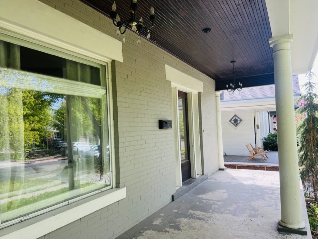 Porch 2.jpeg