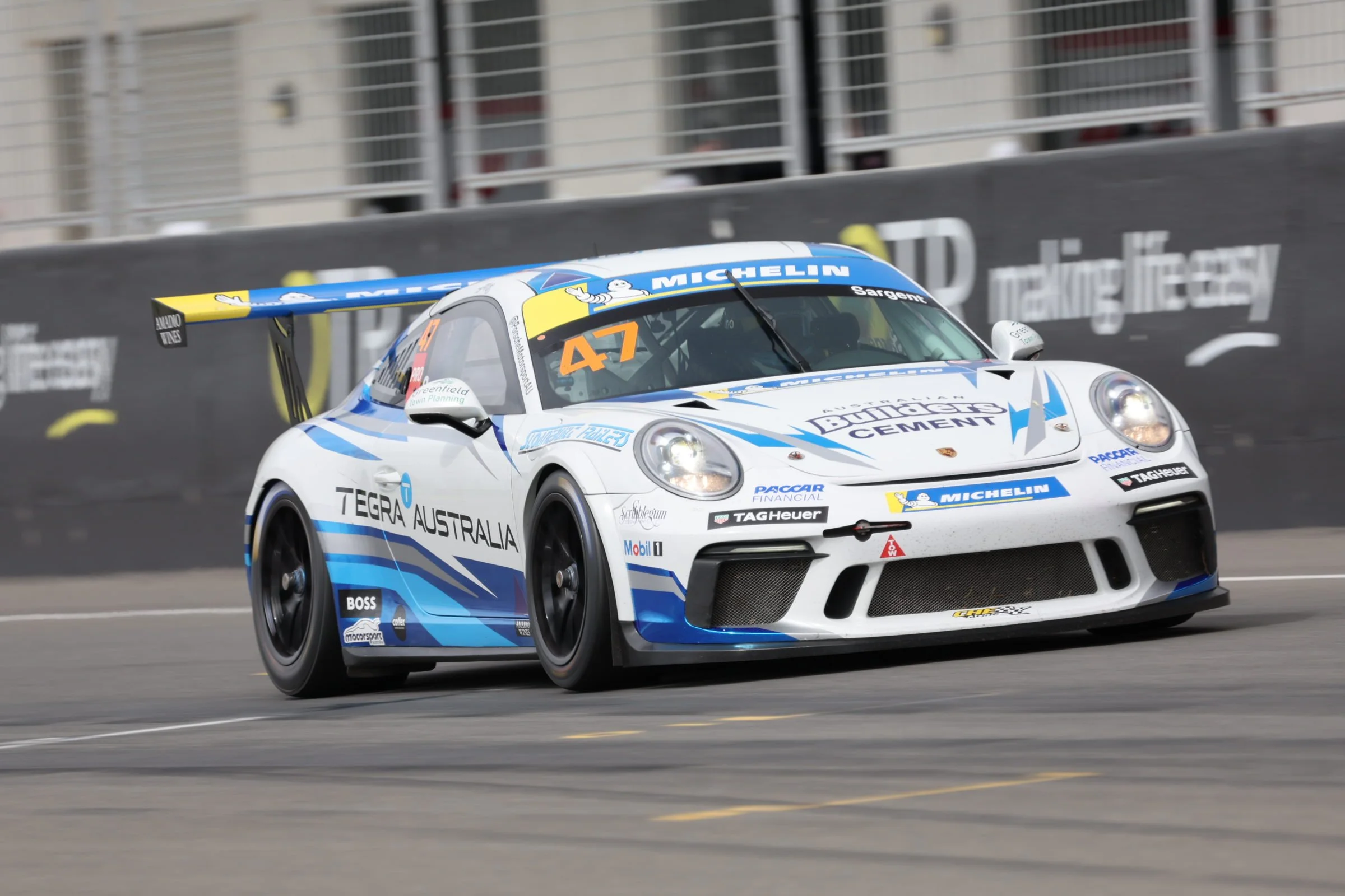 Tom Sargent extends Porsche advantage at The Bend