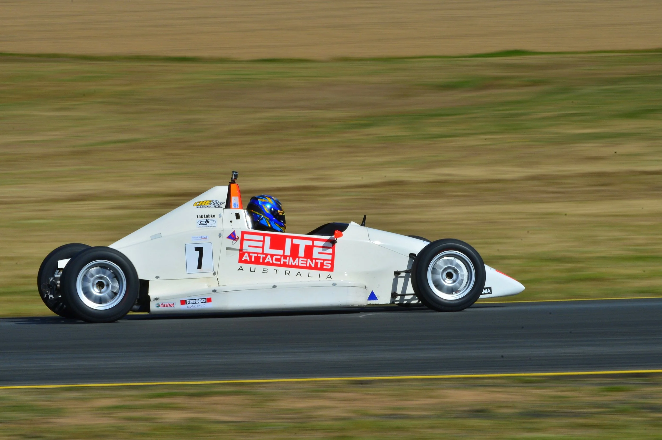 CHE Racing Team ready for National Formula Ford finale