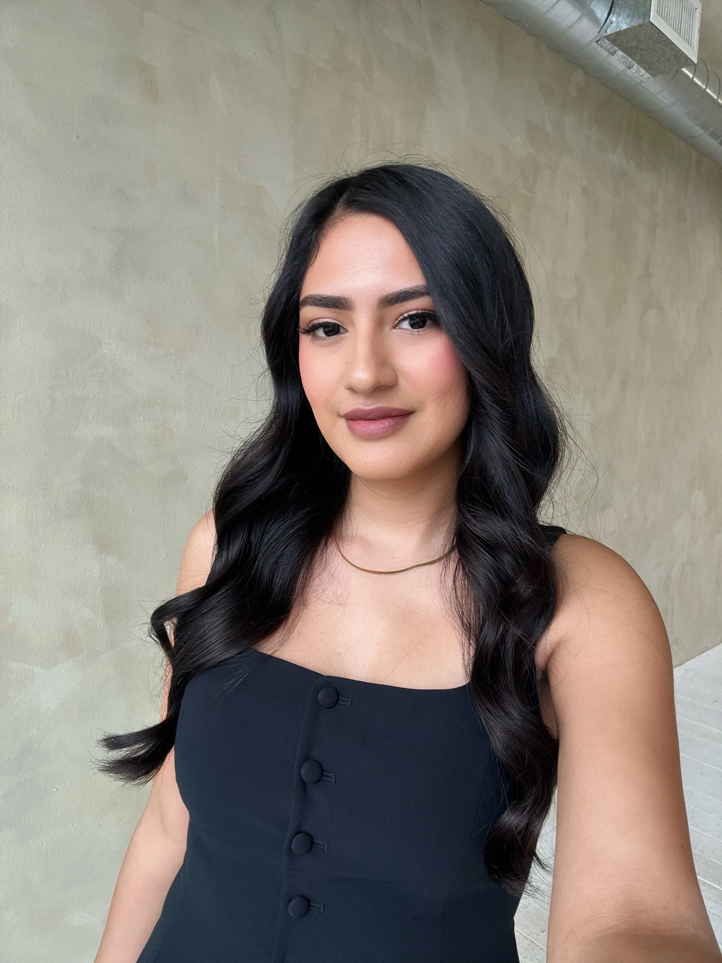 Makeup Artist / Hairstylist