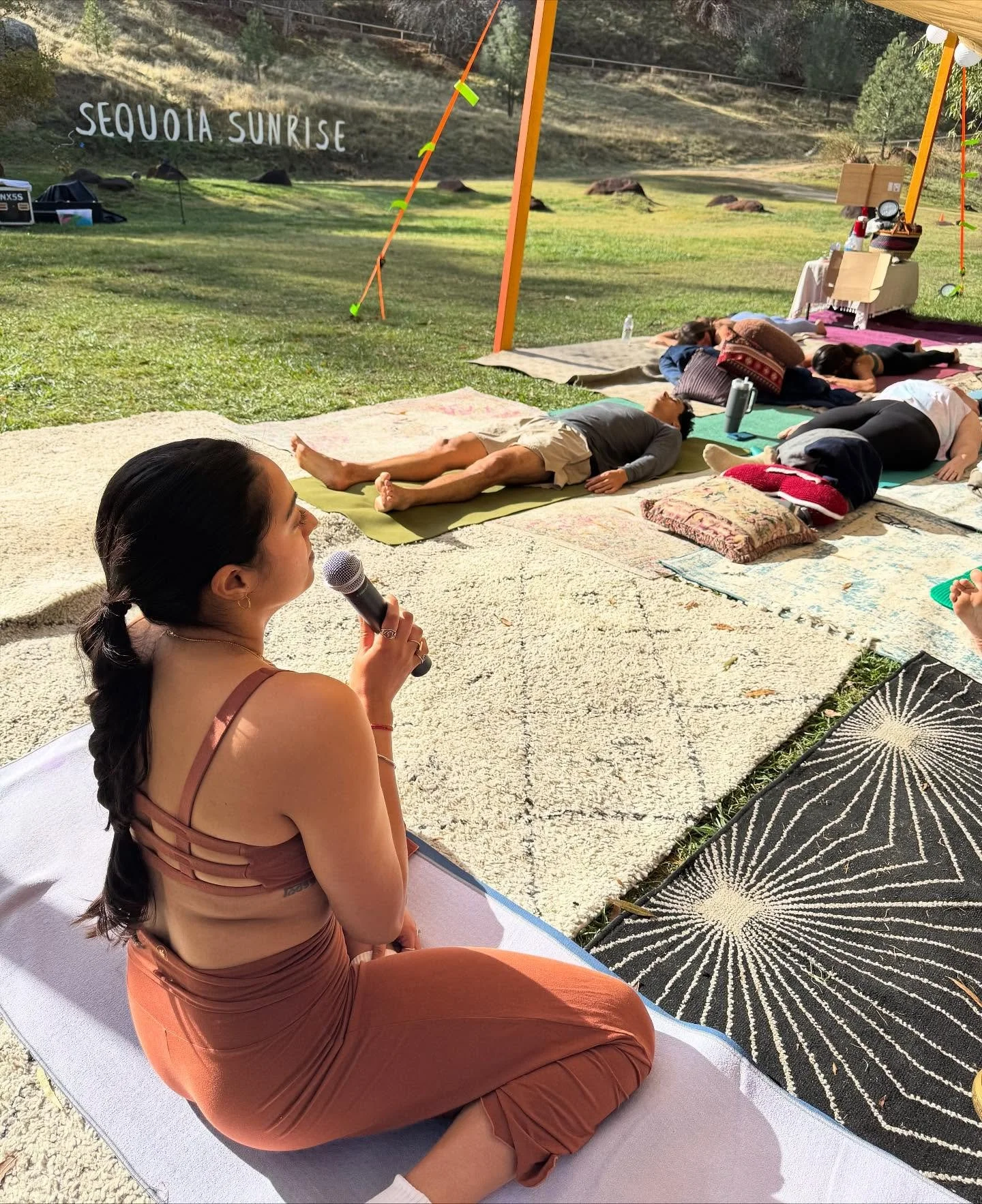 Sequoia Sunrise 2025 - a festival for friends, by friends 🏕️

It&rsquo;s always a gift to offer my Liberating Yoga Class with music by @drippngold in a festival setting. This was extra special, surrounded by the trees and flanked by the Kern River. 
