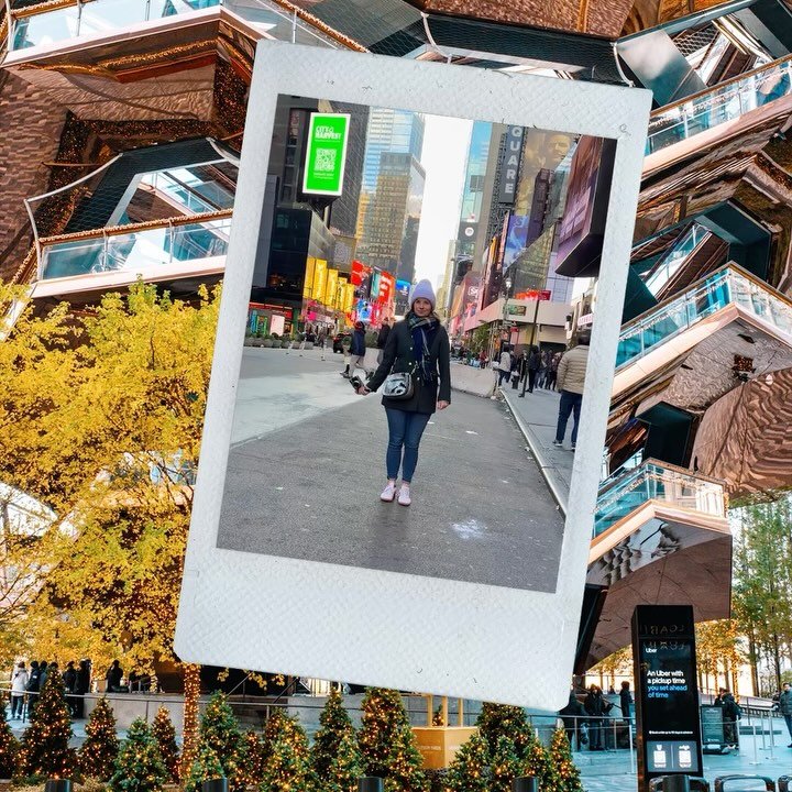 Throwback to holiday festivities in New York with my two favourites @klee123 &amp; @with_love_sarang 🎅 #christmasinnewyork