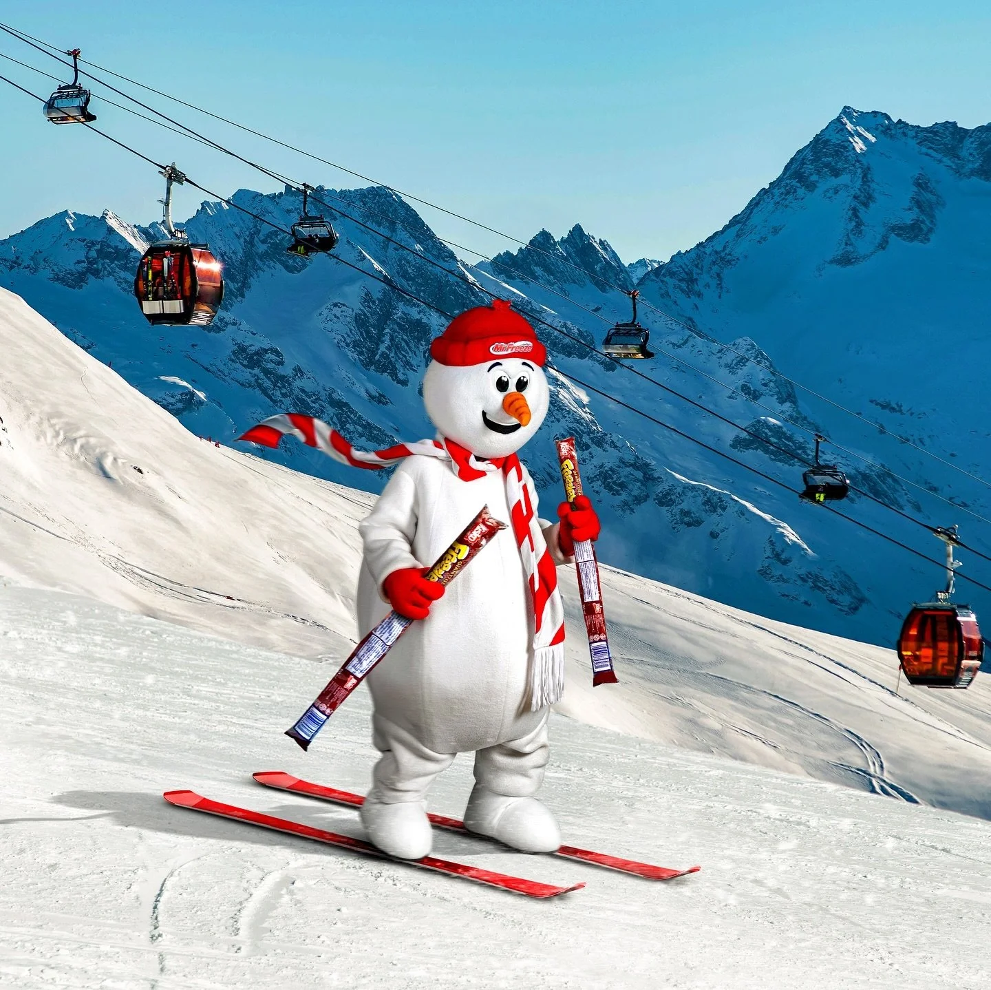 ⛷️Skiing towards Friday with @kiskofreezies @nfluenceagency #torontoproductphotographer #torontobrandingphotographer