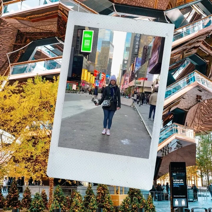 Throwback to holiday festivities in New York with my two favourites @klee123 &amp; @with_love_sarang 🎅 #christmasinnewyork