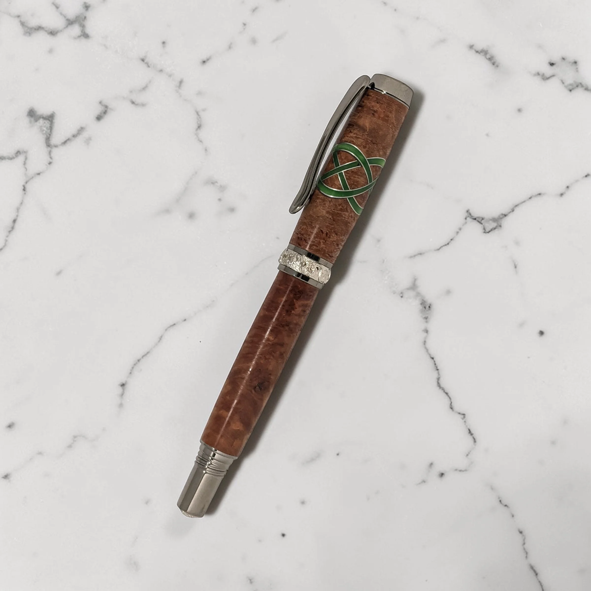 Burl & Glimmer Green Celtic Knot Junior Aaron