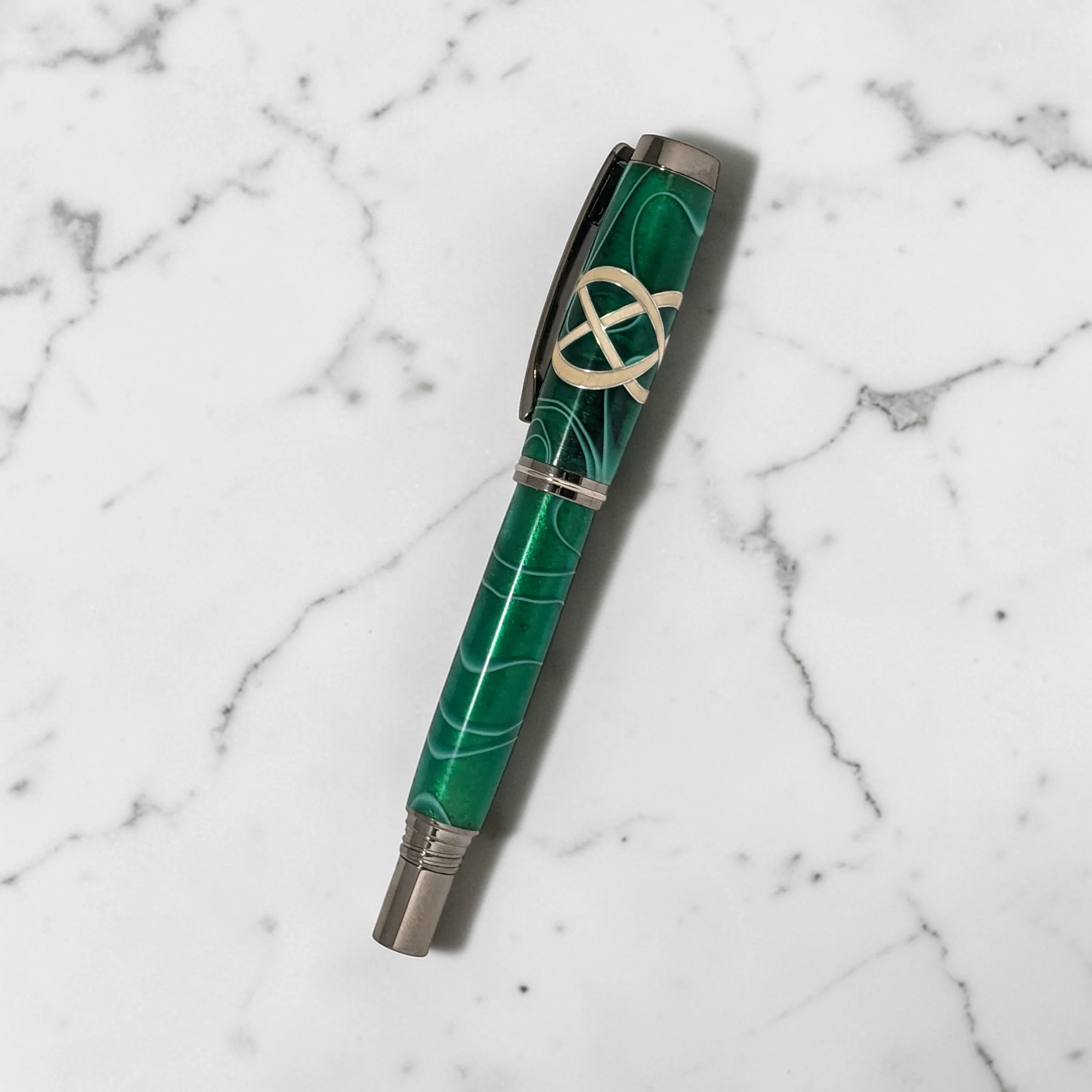 Opalescent Swirl Green Celtic Knot Junior Gentlemen's