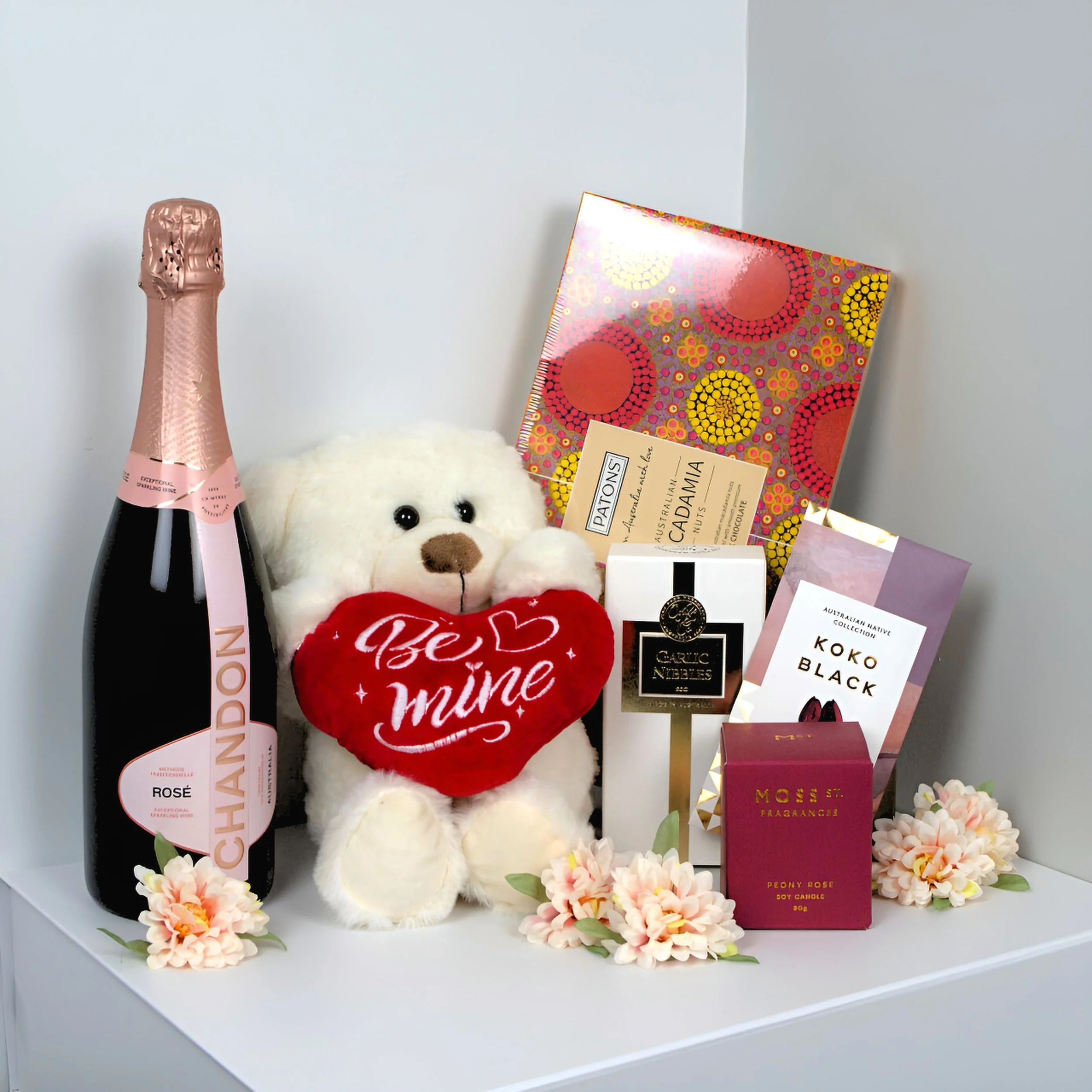 Be Mine Chandon Valentine’s Gift Box