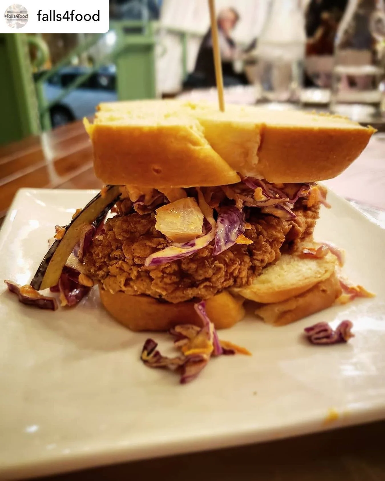 @falls4food Spicy Fried Chicken from DaDa Gastropub #falls4food #friedchicken.
.
.
#instagood #instafood #foodstagram #foodie #foodshare #foodpics #foodlover #foodphotography #foodporn #foodpic #cravinga #delish #extra #hungry #hifromsd #weareheresf 