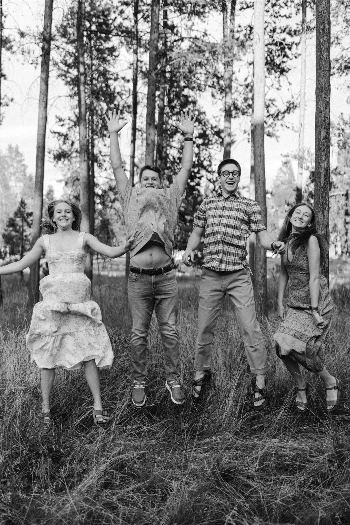 Sunriver In-Home Family Session | Rainy Skies &amp; Golden Light Magic