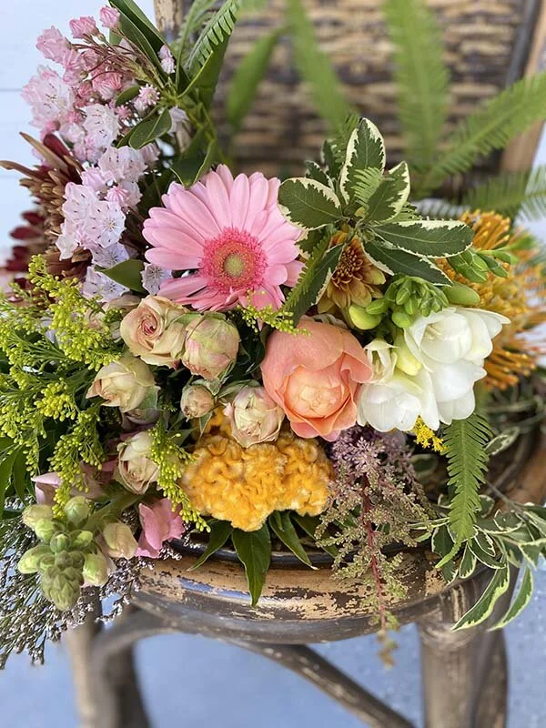 Canungra-bright-floral-arrangement.jpg
