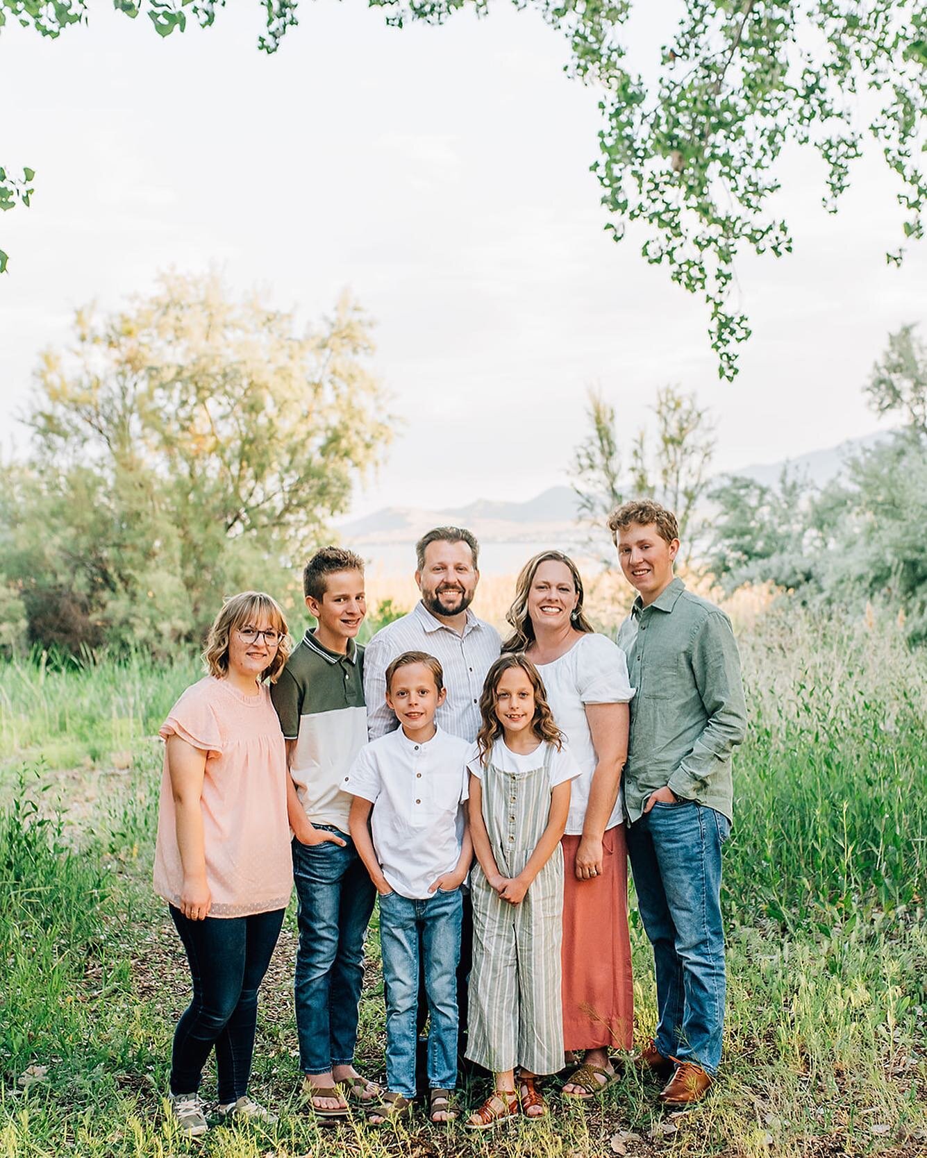 Hi, Haley here! Long time no talk! I&rsquo;m still here, photographing families. Summer has flown by! I&rsquo;m headed to Dallas in a few weeks and have some sessions open- message me if you&rsquo;re interested! 💕