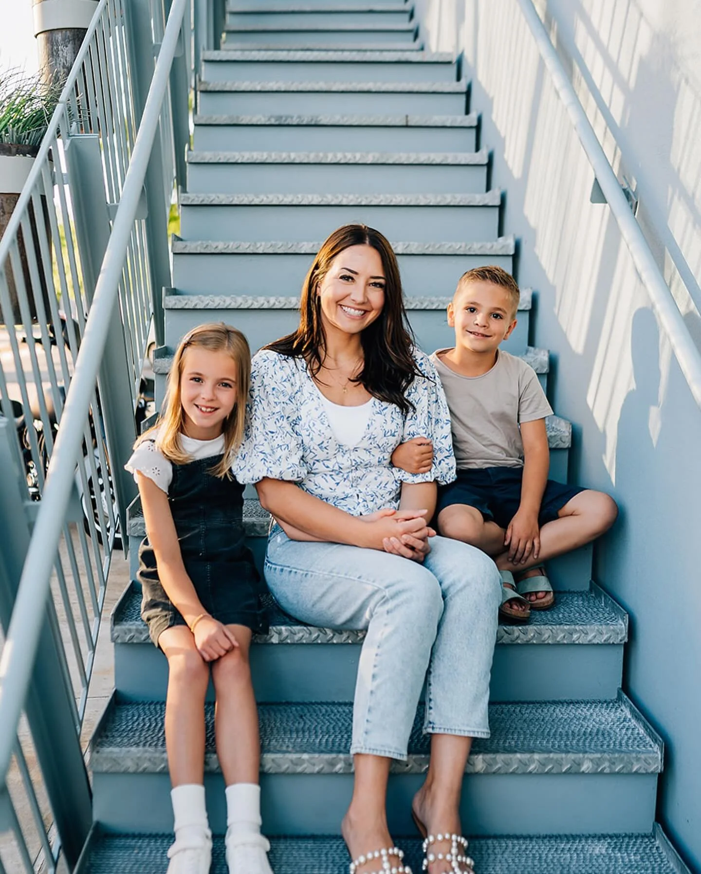 Hi friends! I&rsquo;ve had some inquiries about my availability so I finally got some dates together! I have mini sessions available as well as full sessions. See the link in my bio for those dates! Can&rsquo;t wait to capture some memories with you!