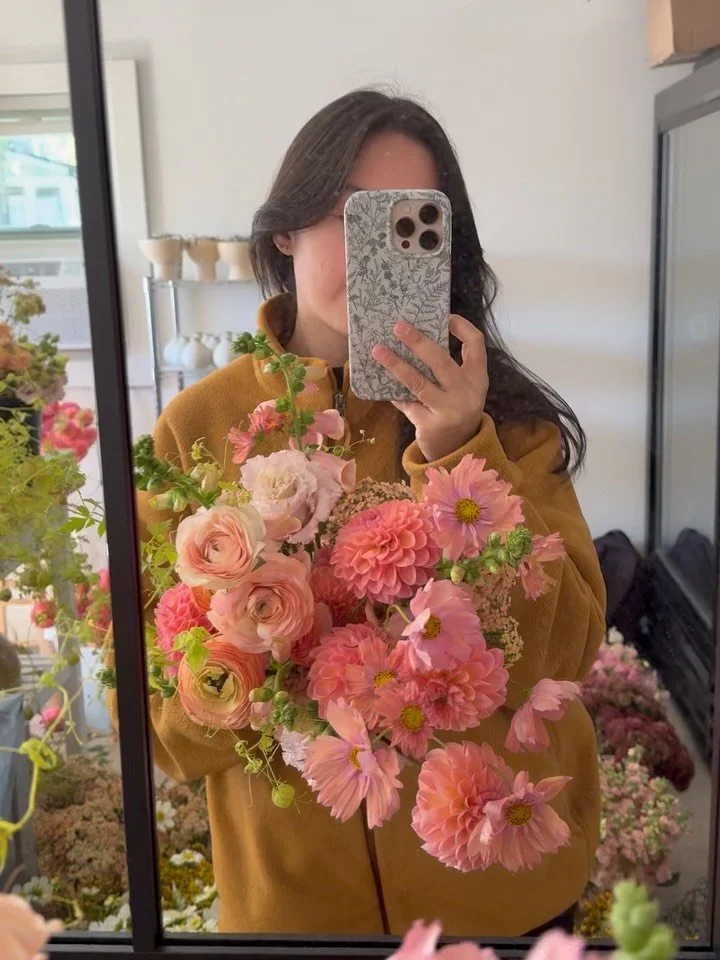 Lil snippets of E + A’s autumn day. The last of the local with some imported ranunculus to fill in the gaps.