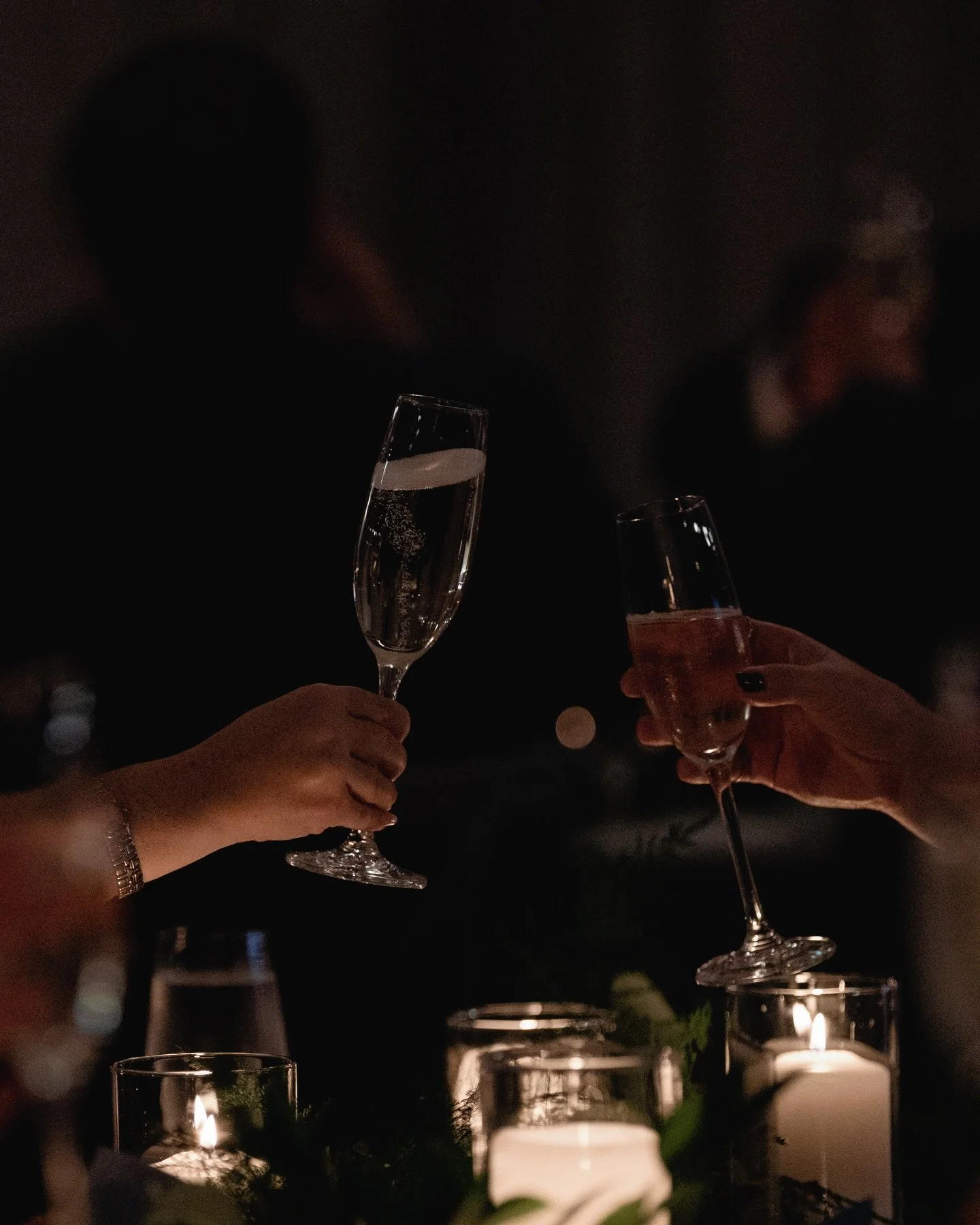 To more champagne in 2026 ✨

Ringing in the new year feeling so grateful for such an incredible 2025 &mdash; I&rsquo;m so thankful for you all 🫶🏼

I have so many dream weddings in 2026 starting with
ITALY !!!!!!!!!!!!!! I can&rsquo;t hardly wait ✨?