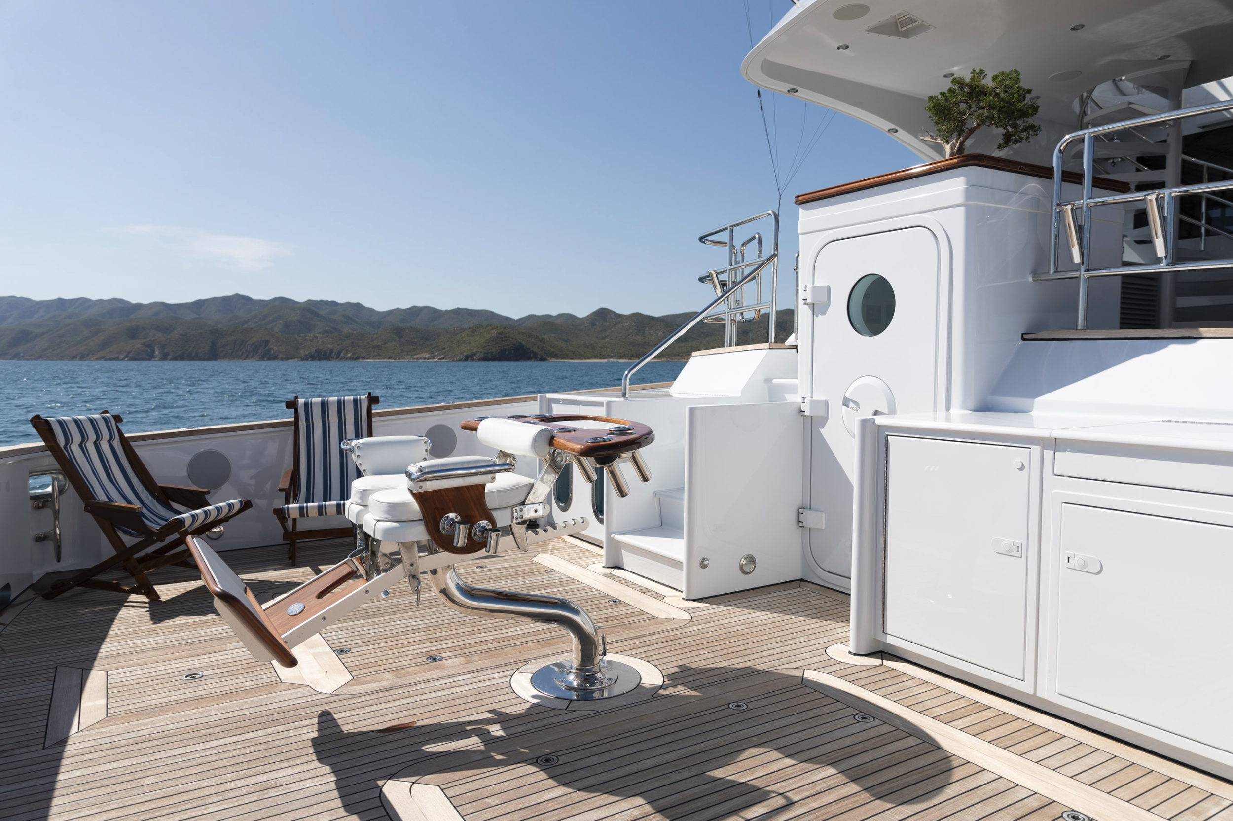 Arrowhead Yacht.png