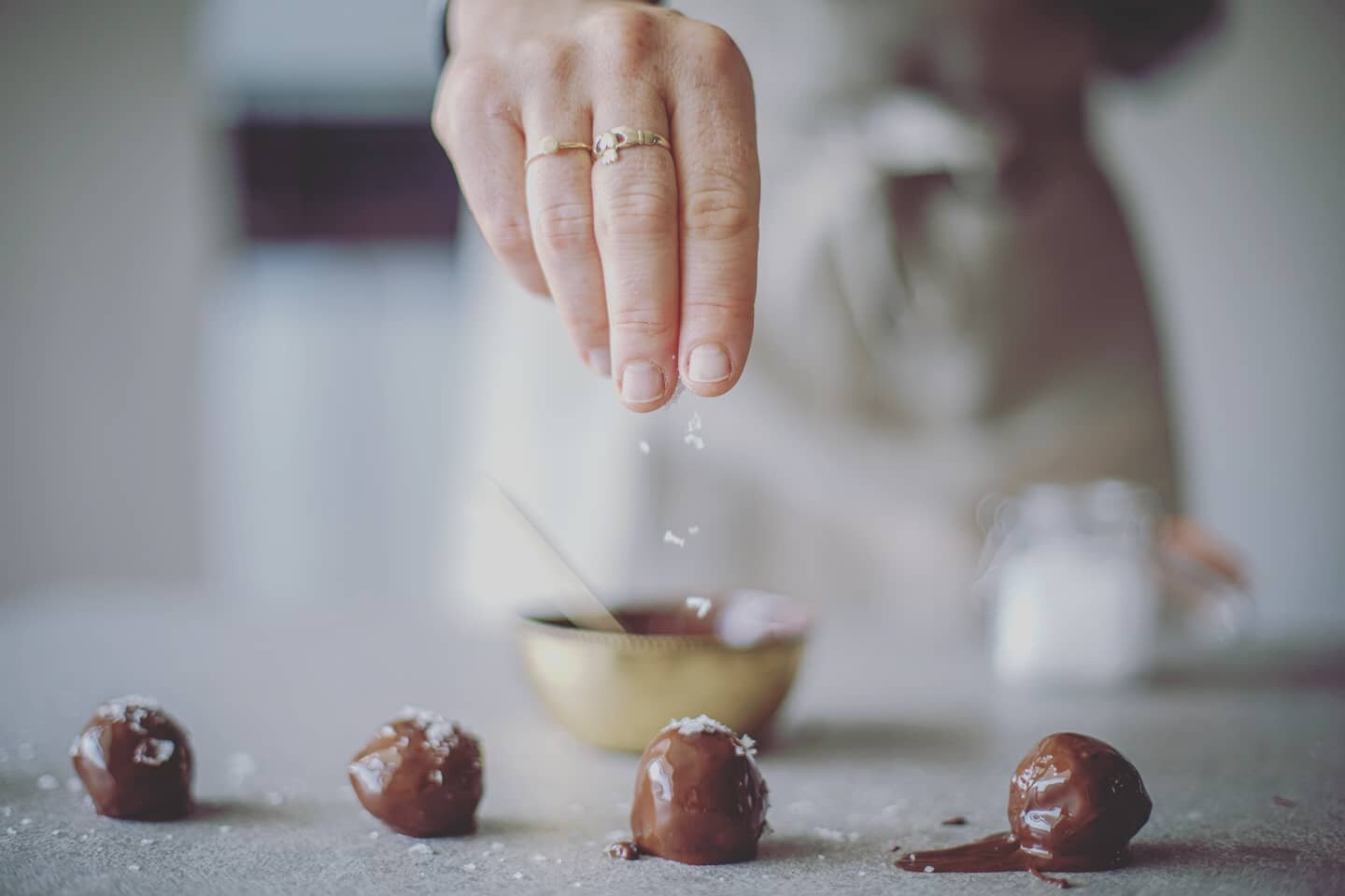 Do you want to learn how to make these babies - and other tasty vegan treats? Why not join Alice when she joins @sprigcookery on the 14th May for a very special online cookery class?! 

We&rsquo;ll be making a few must-have treats for you to enjoy th