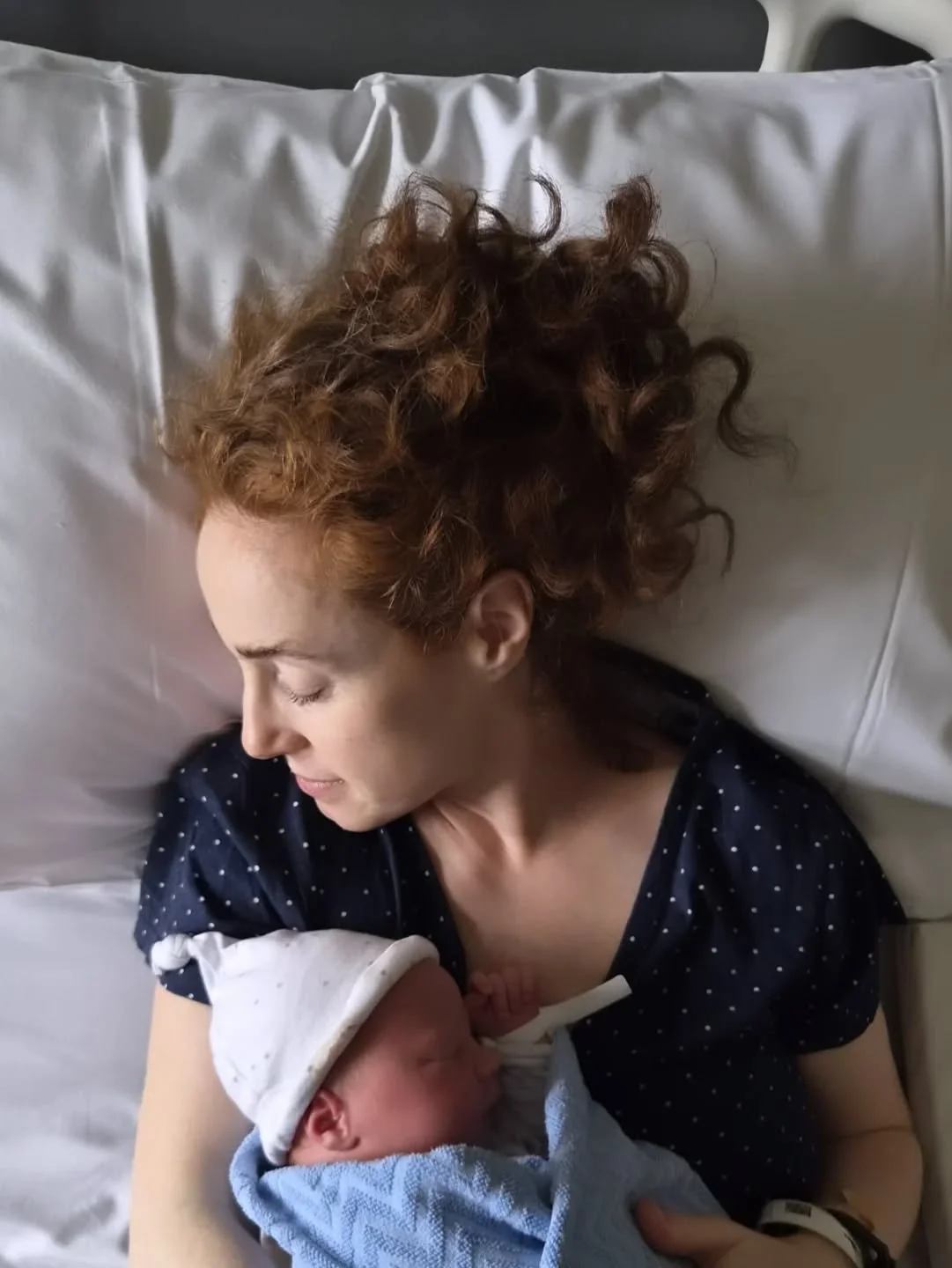 Well, we've added a new member to the RUA team

He's perfect and, as is the rule, does appear to be another redser ❤️